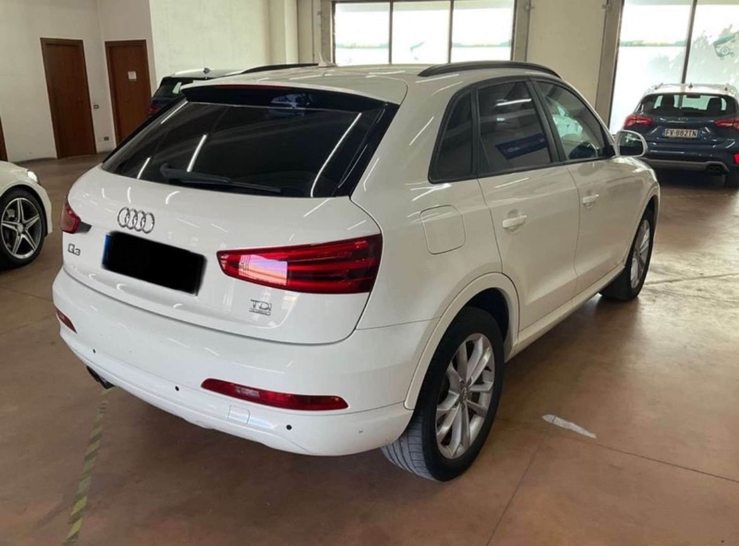 Audi - Q3