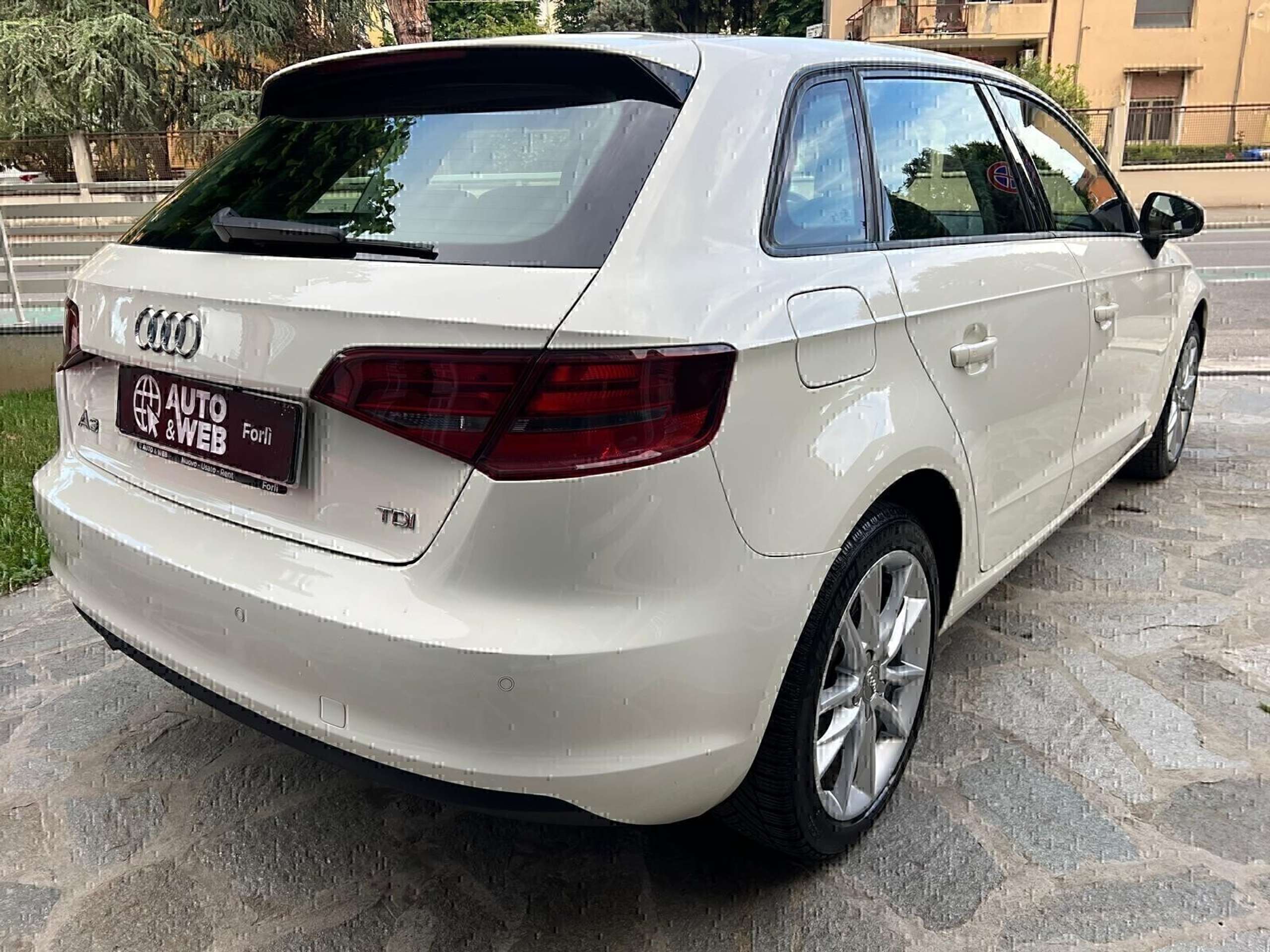 Audi - A3