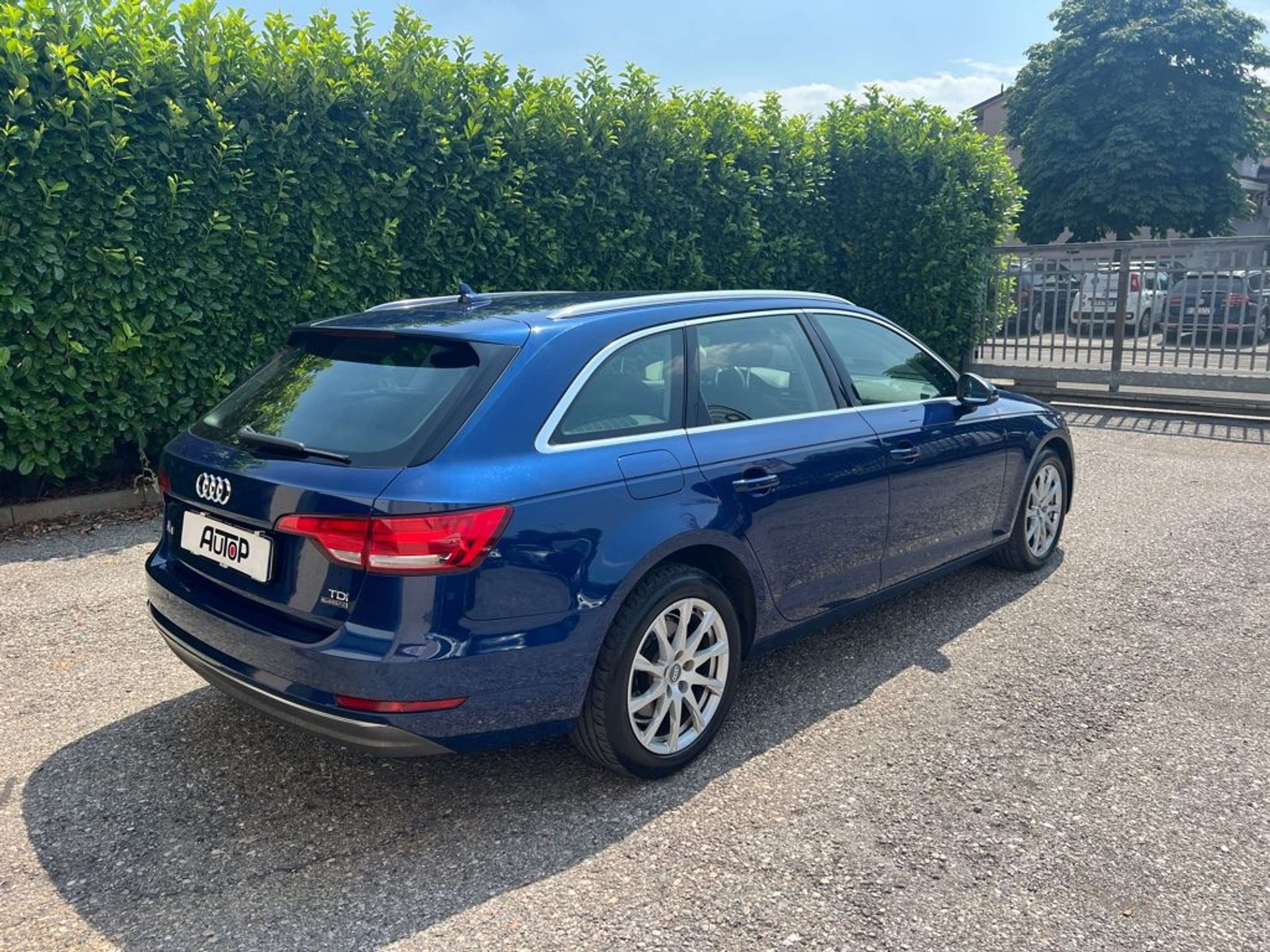 Audi - A4