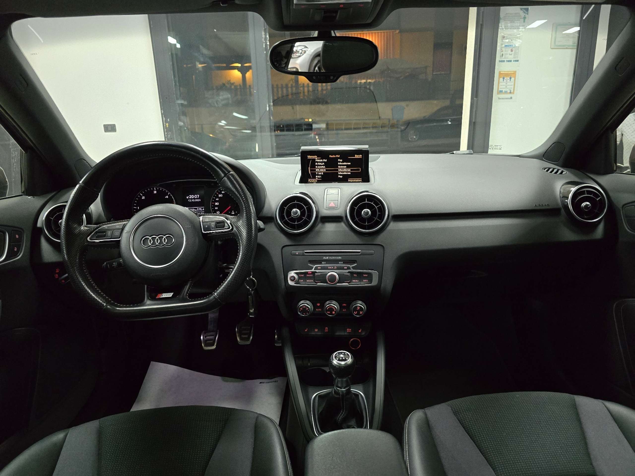 Audi - A1