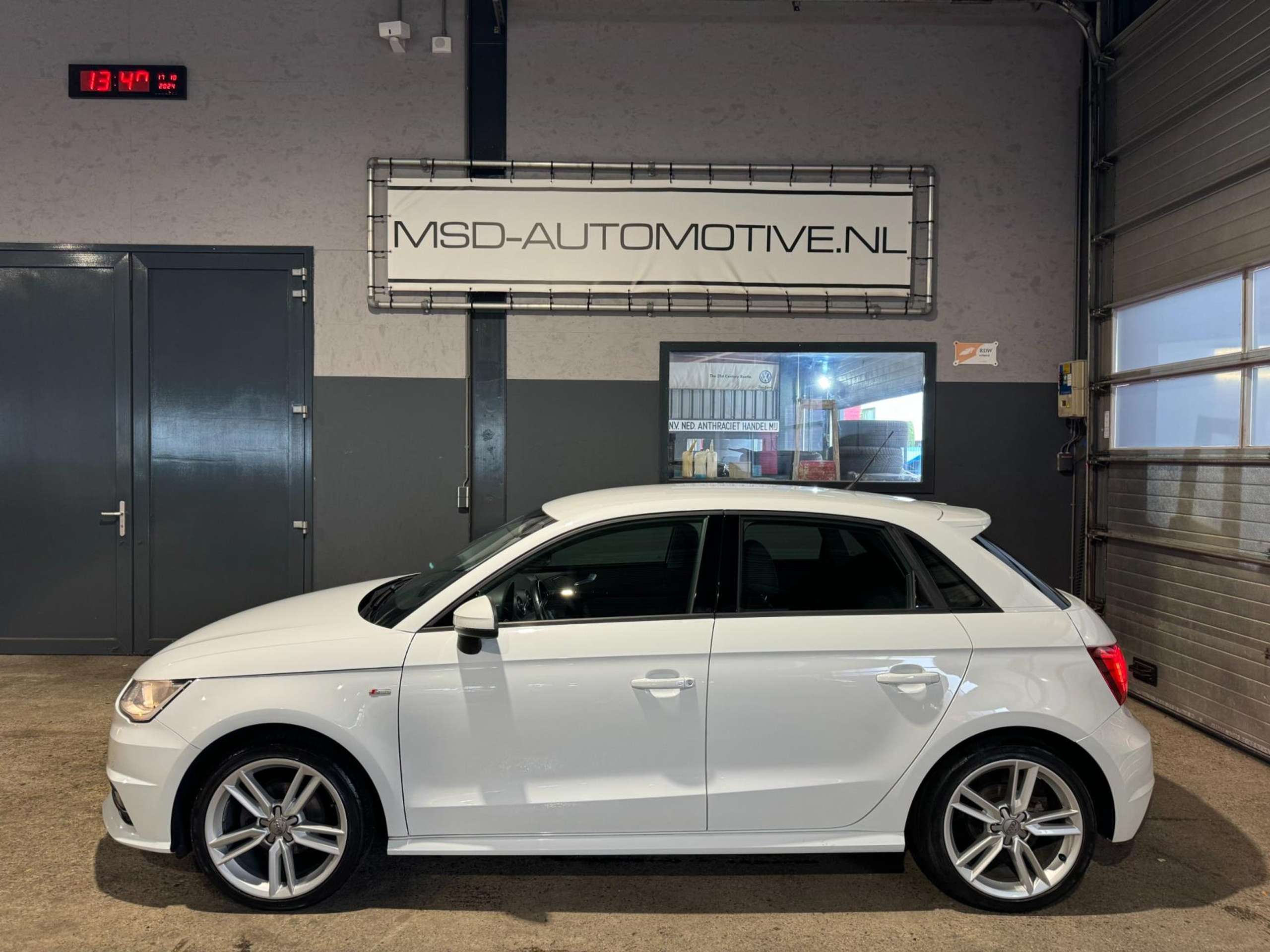 Audi - A1