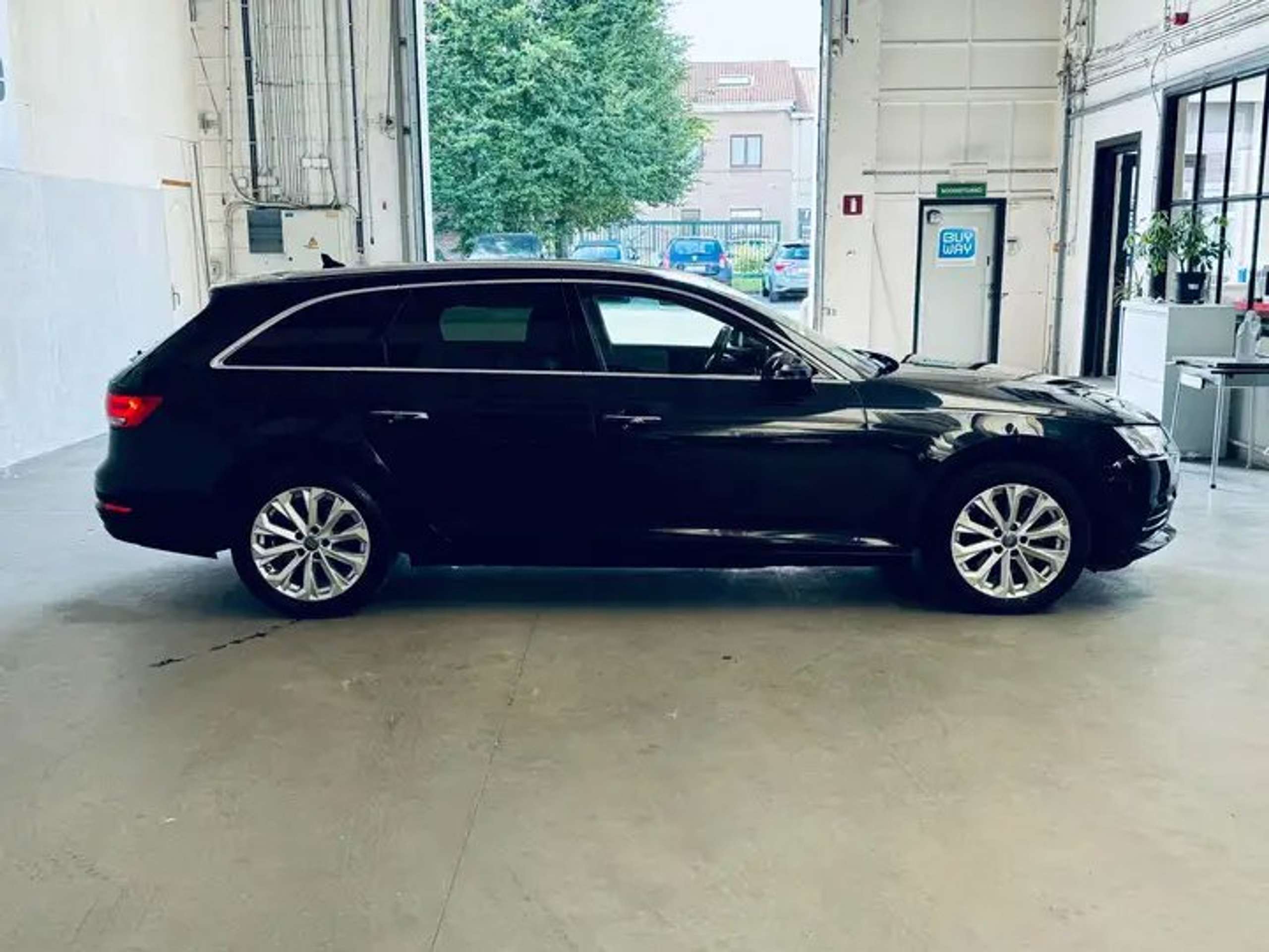 Audi - A4