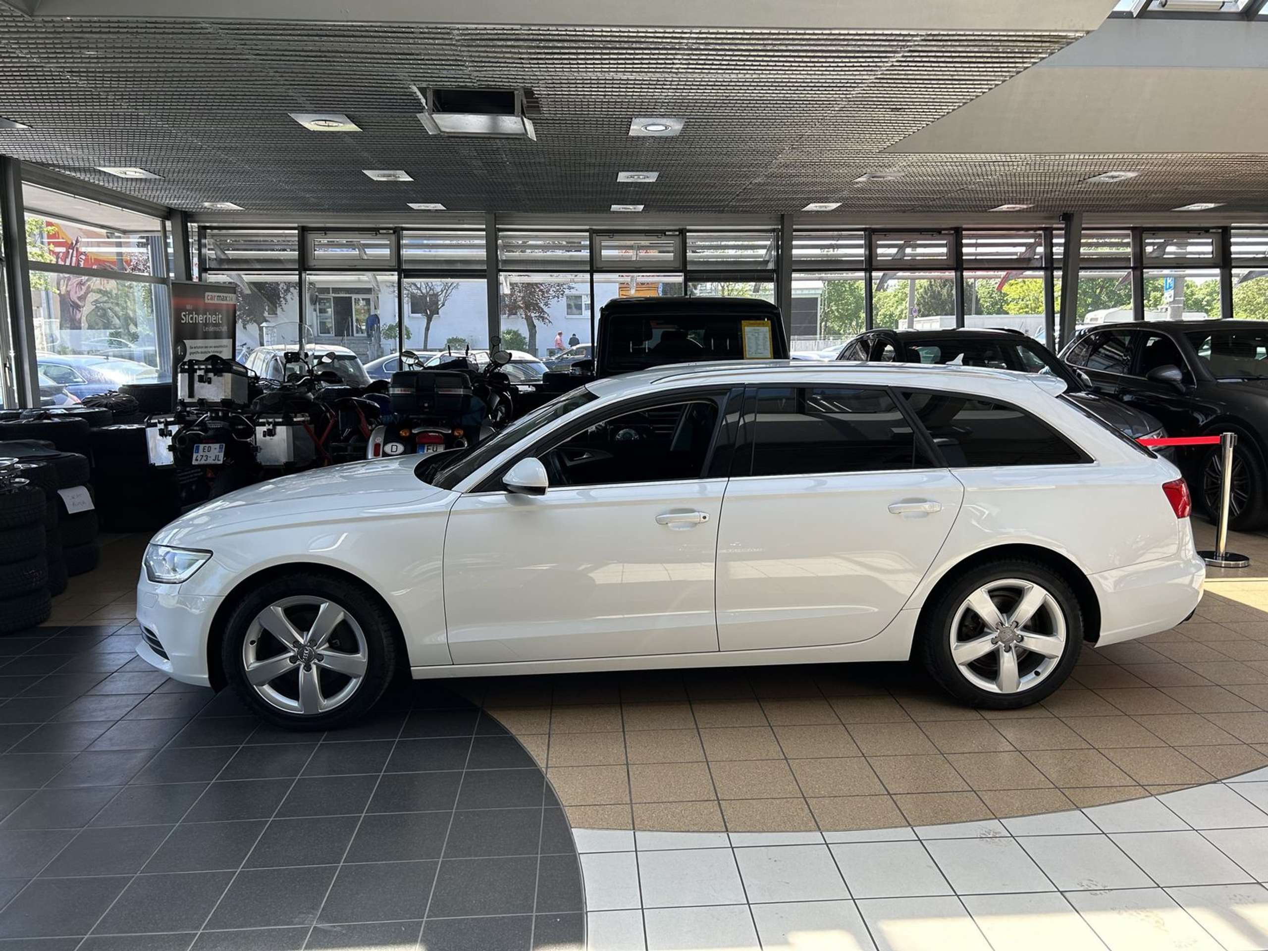 Audi - A6