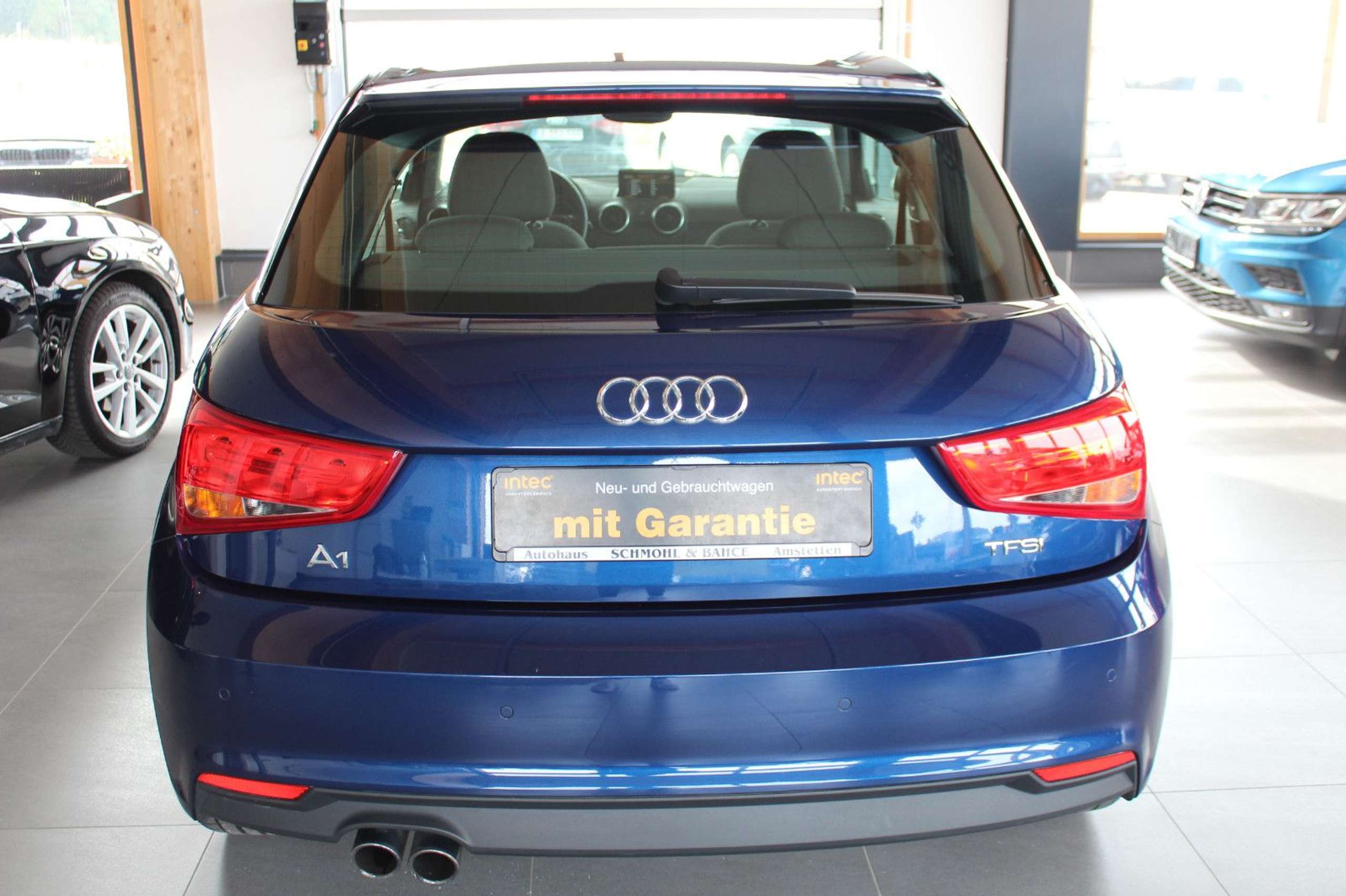 Audi - A1