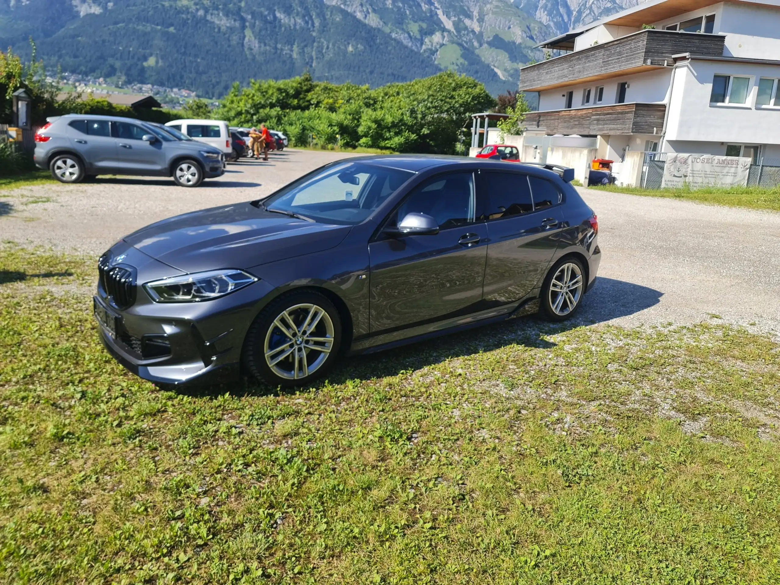 BMW - 118