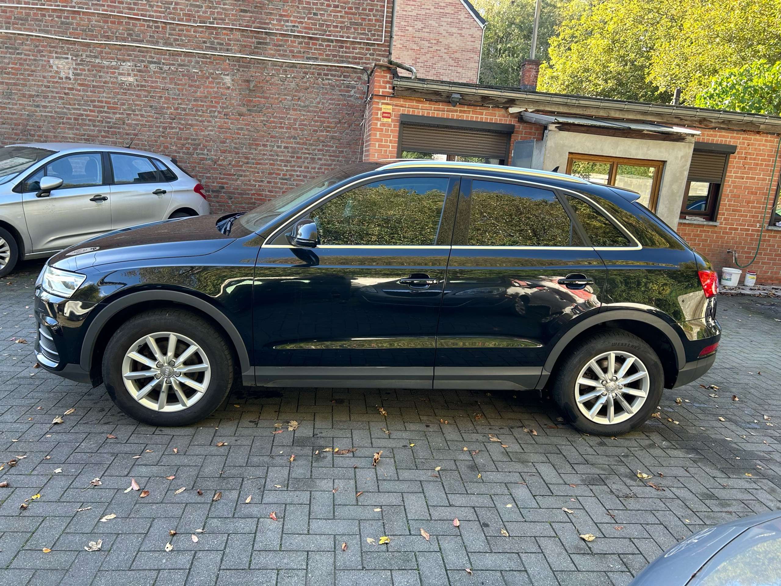 Audi - Q3