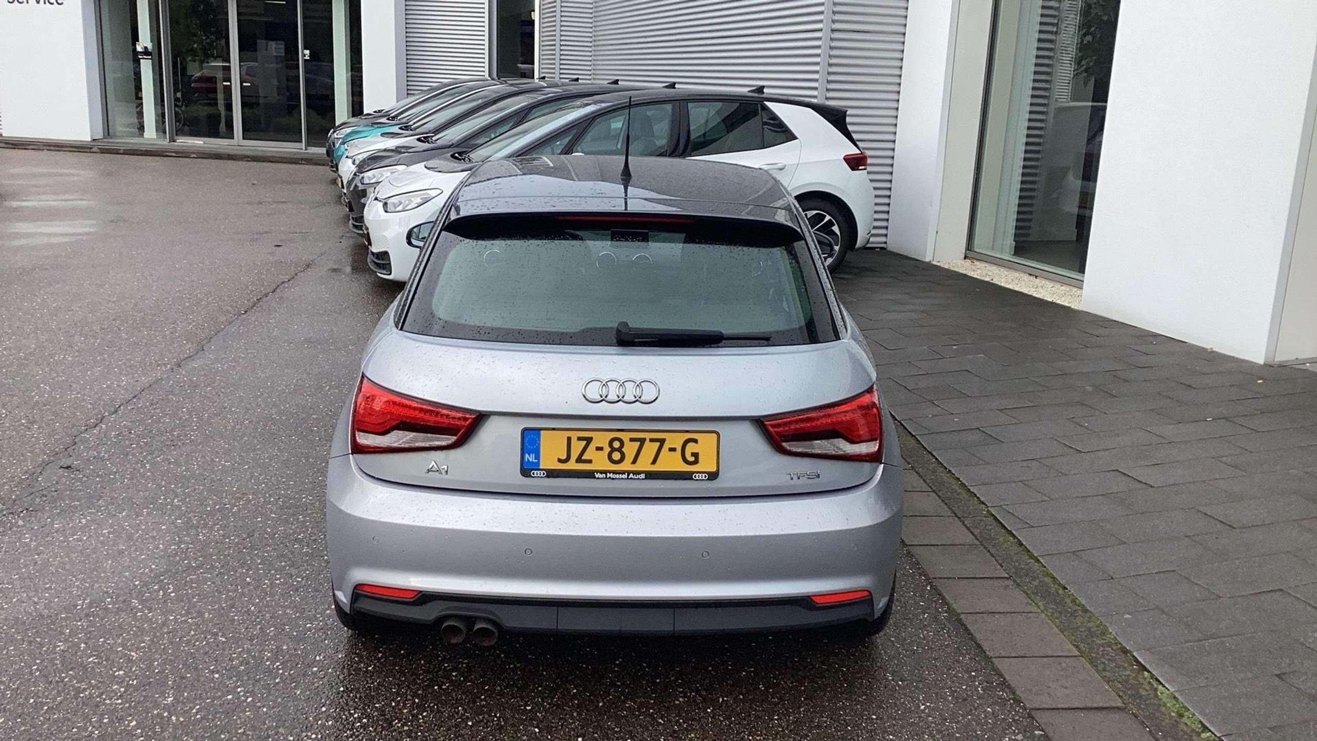 Audi - A1