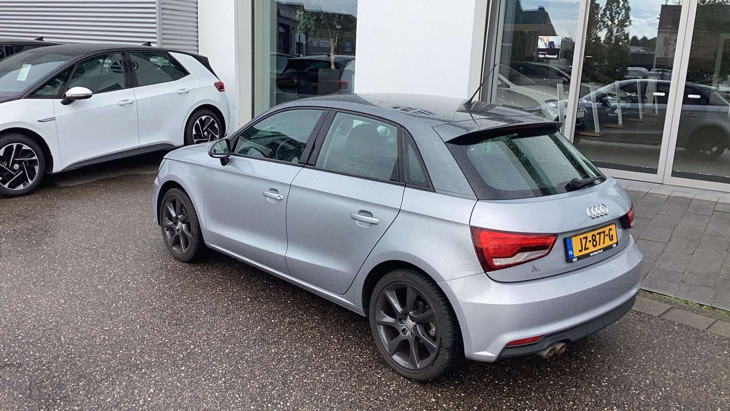 Audi - A1