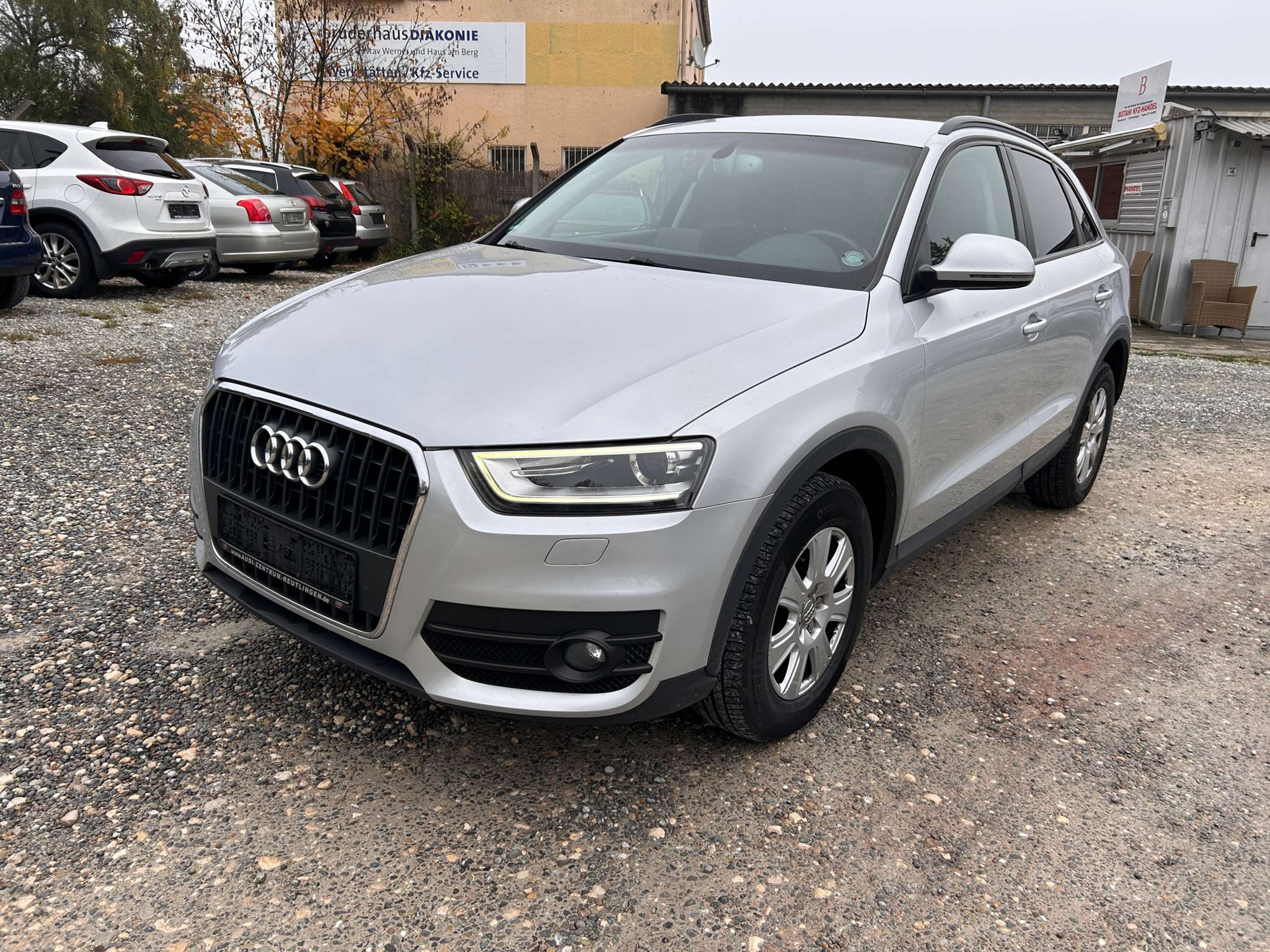 Audi - Q3