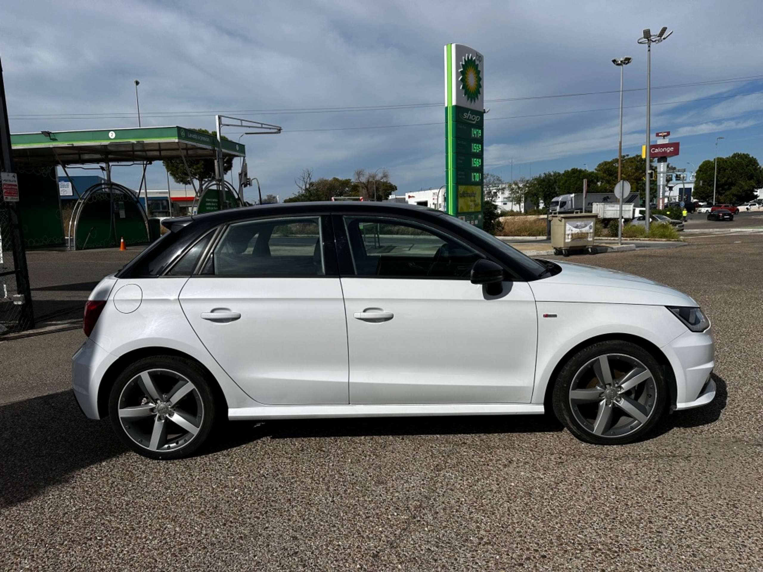 Audi - A1