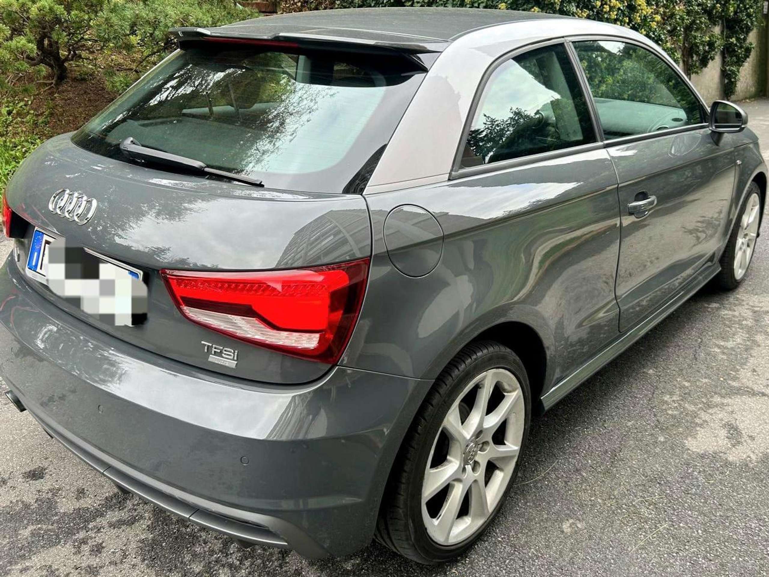 Audi - A1