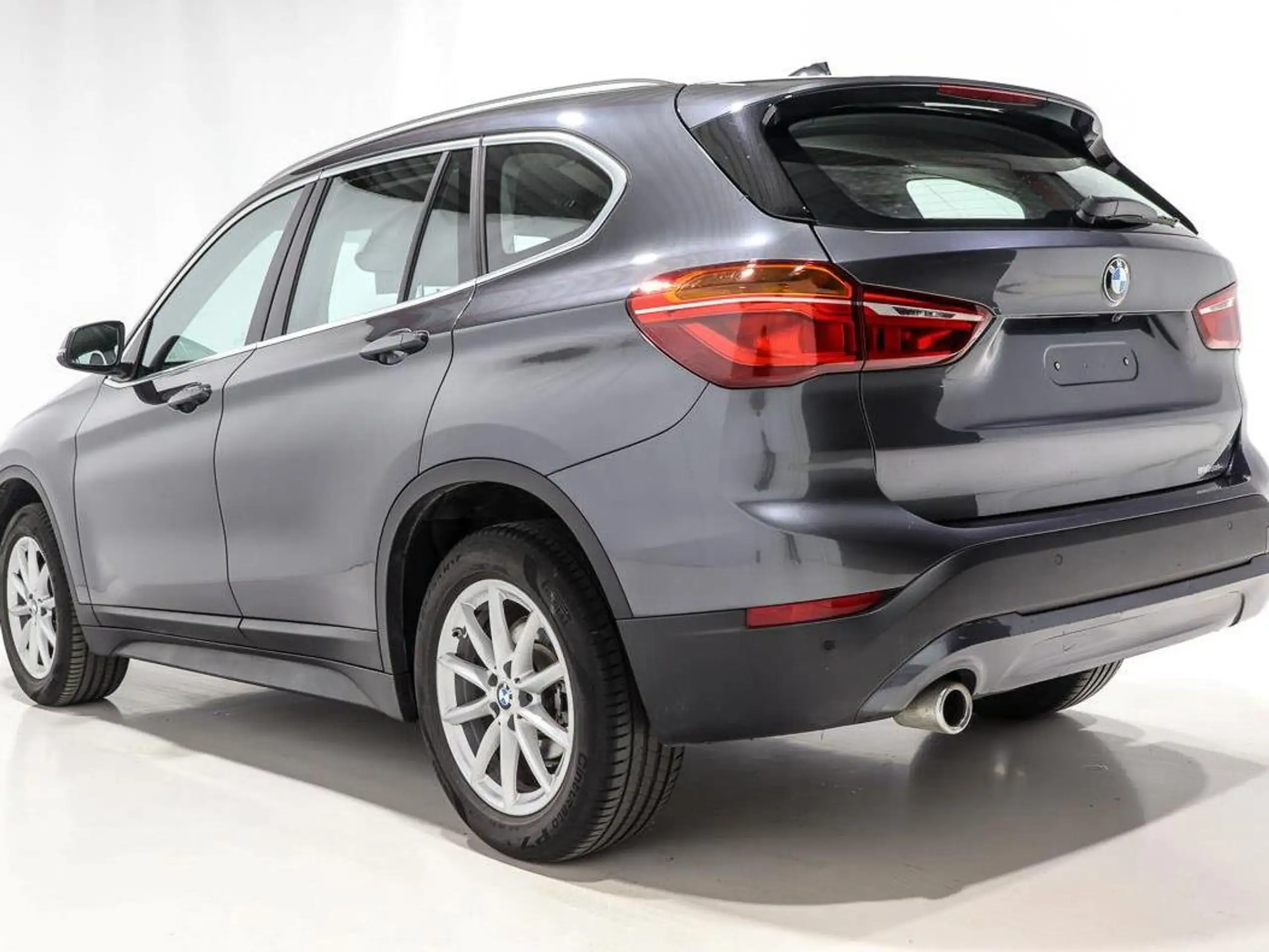 BMW - X1