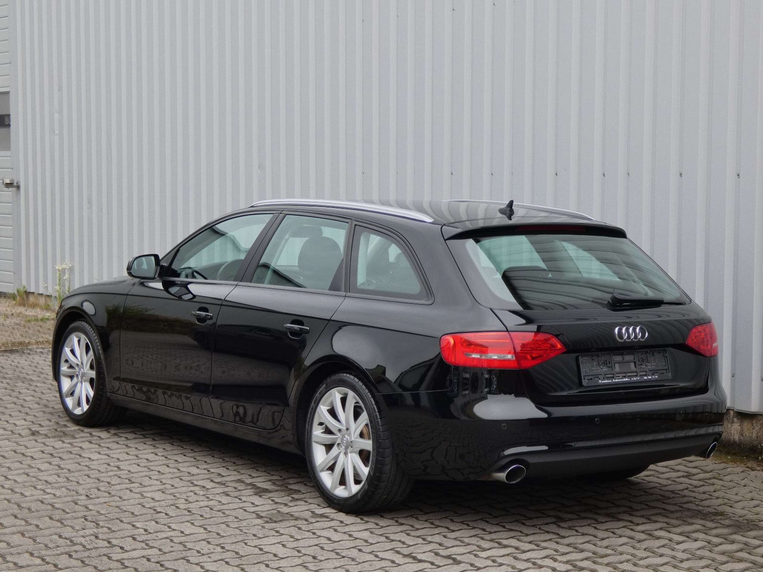 Audi - A4