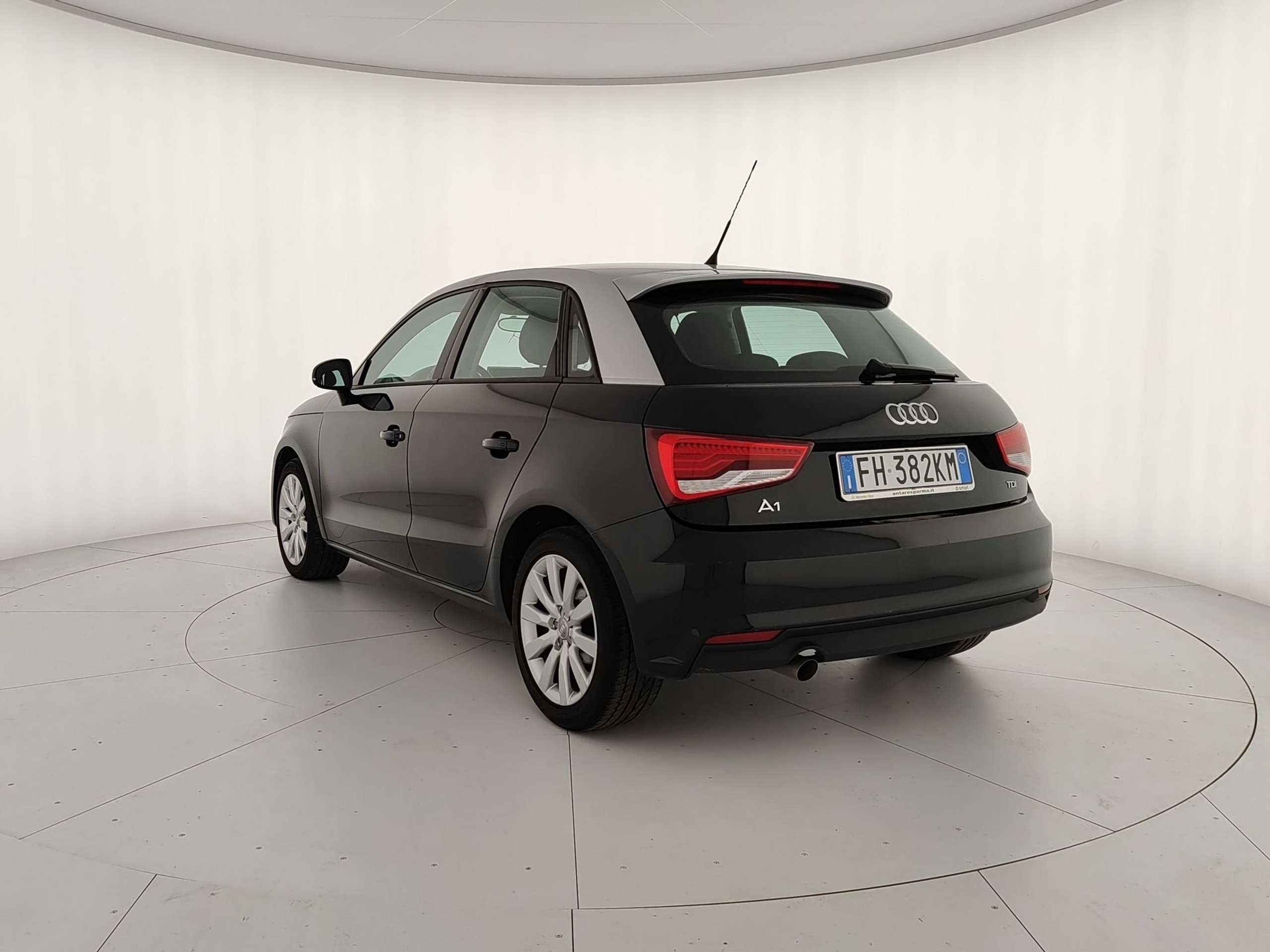 Audi - A1