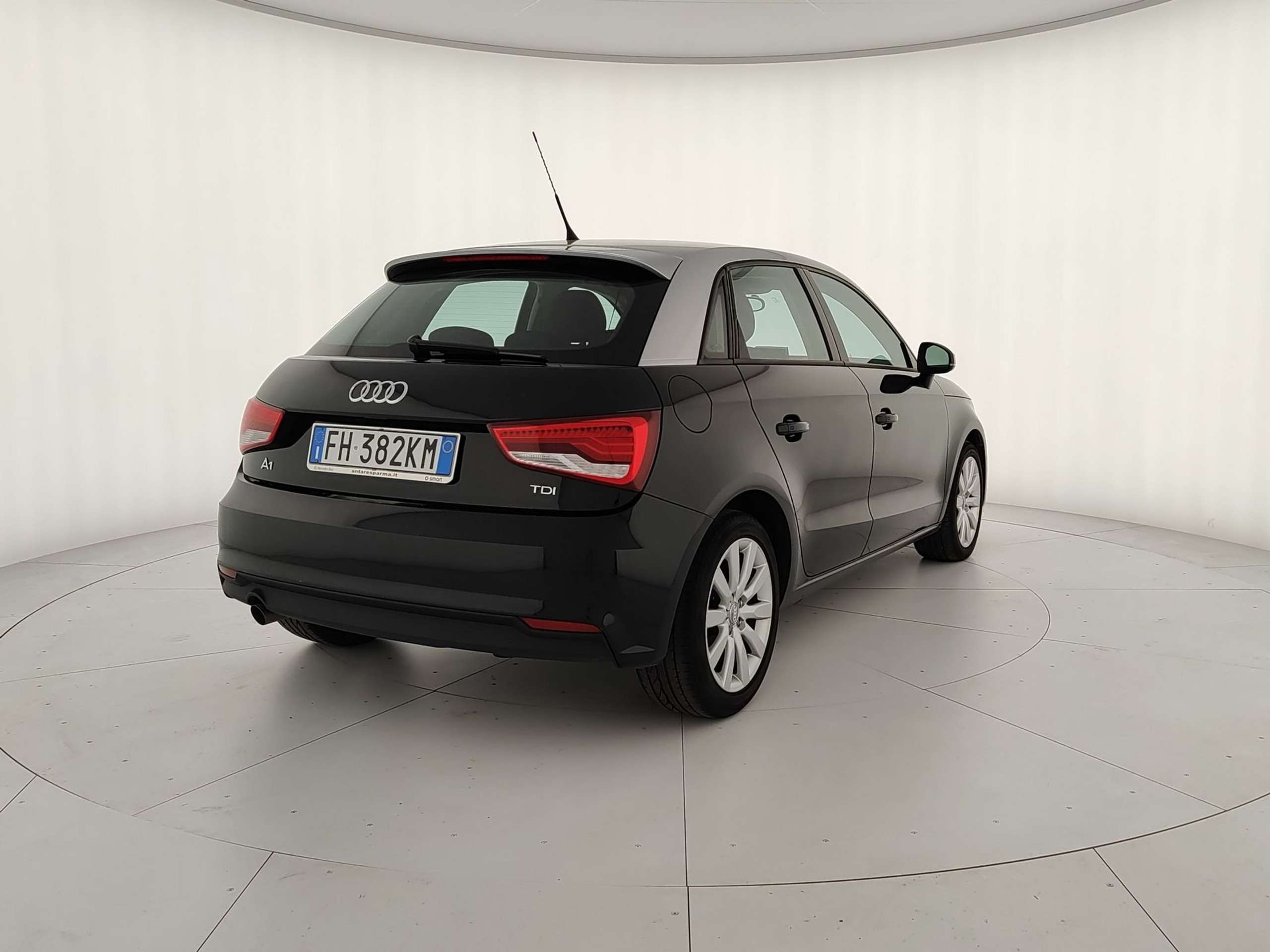 Audi - A1