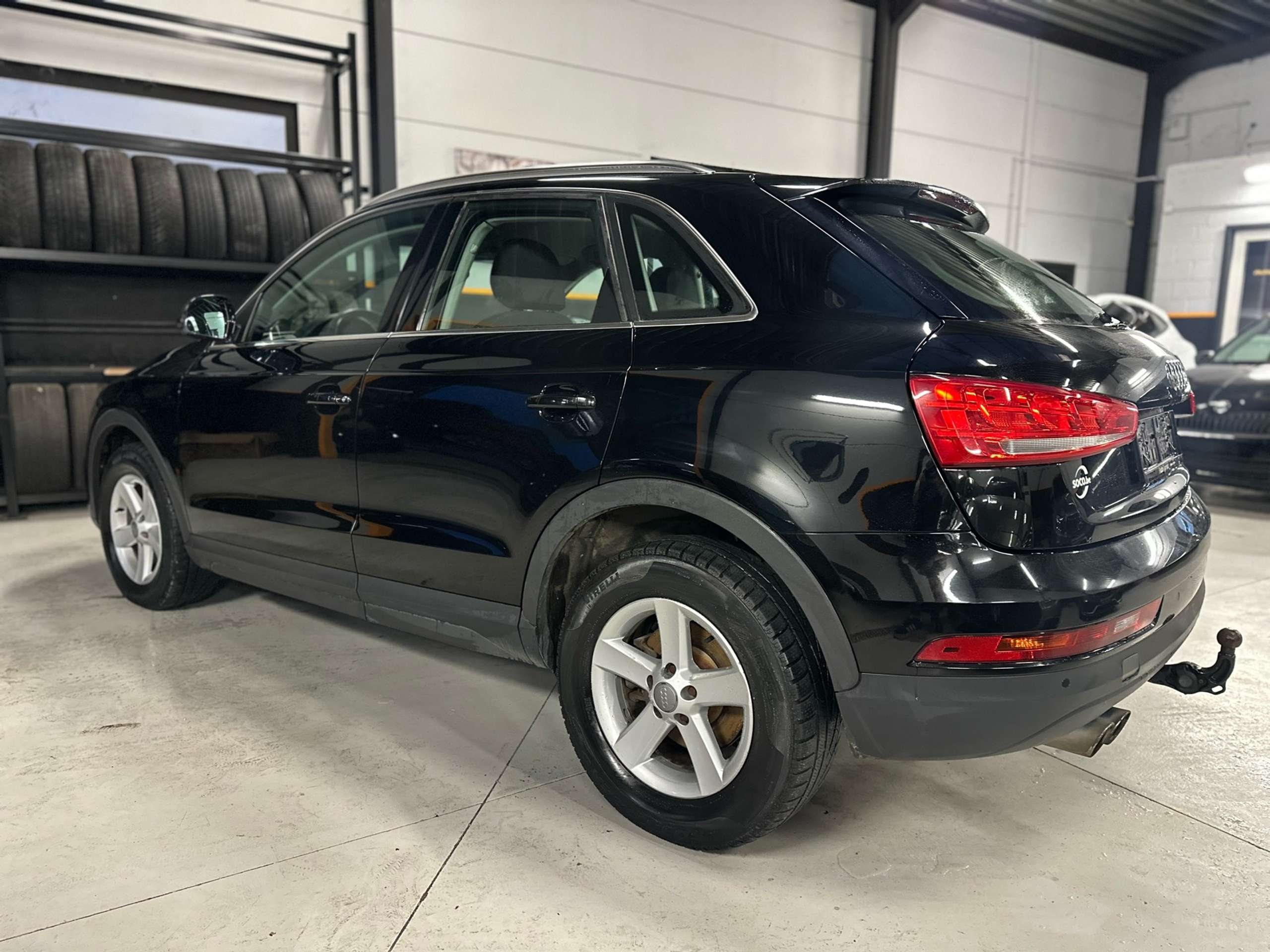 Audi - Q3