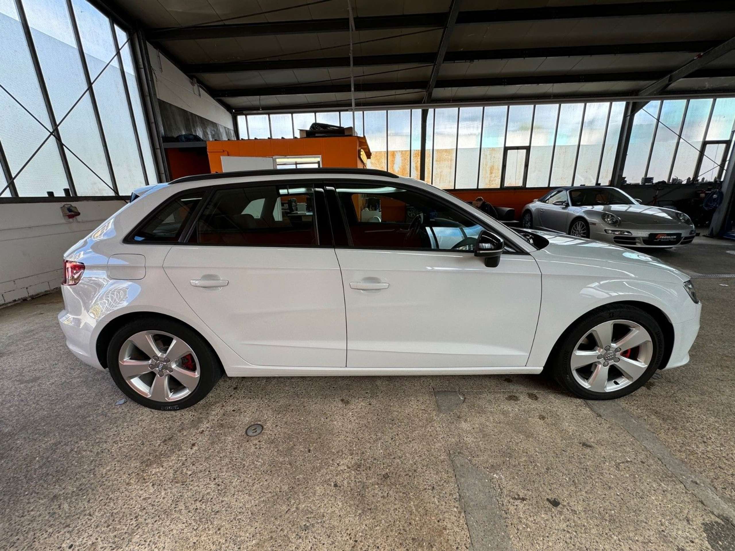 Audi - A3