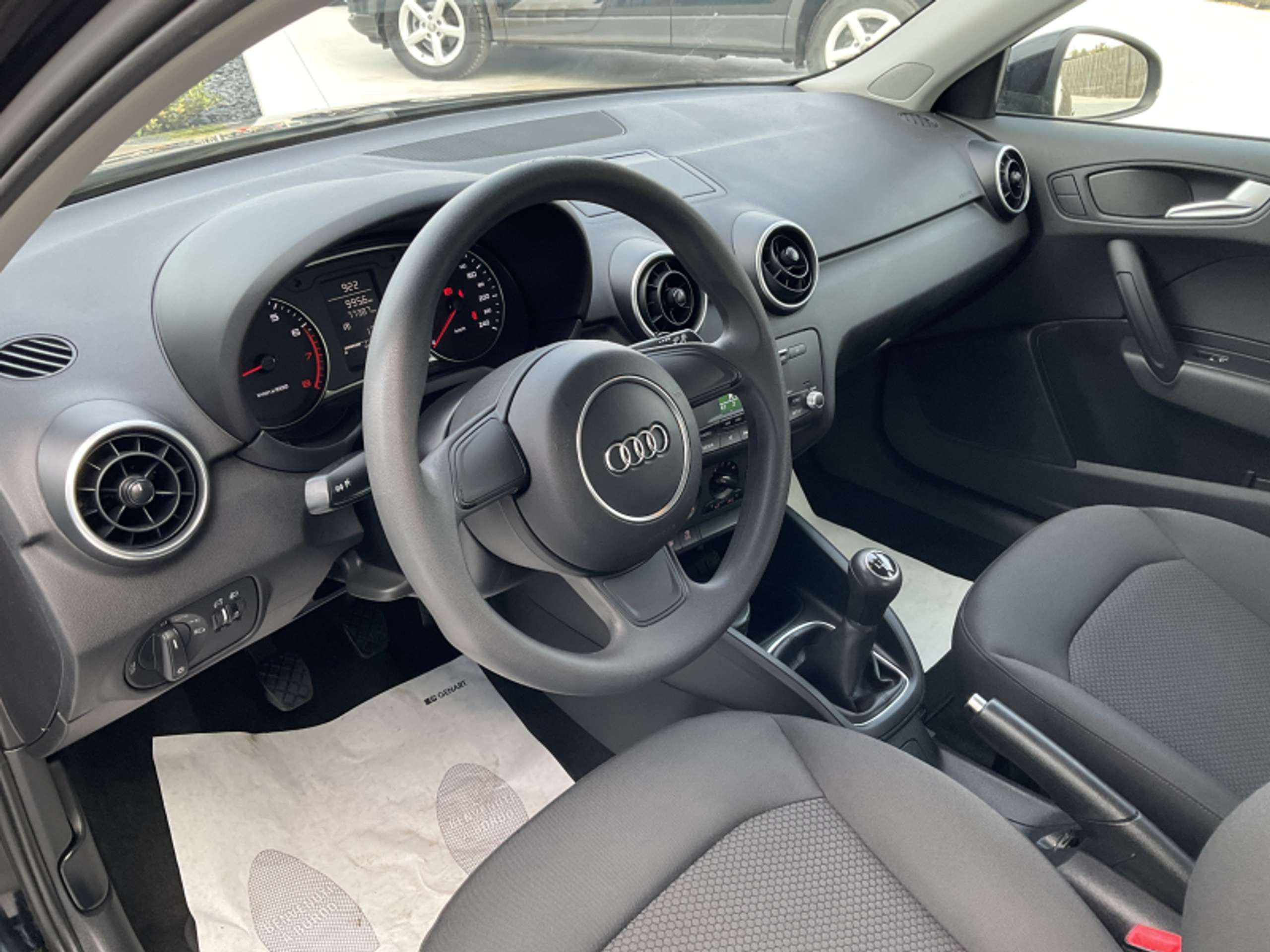 Audi - A1