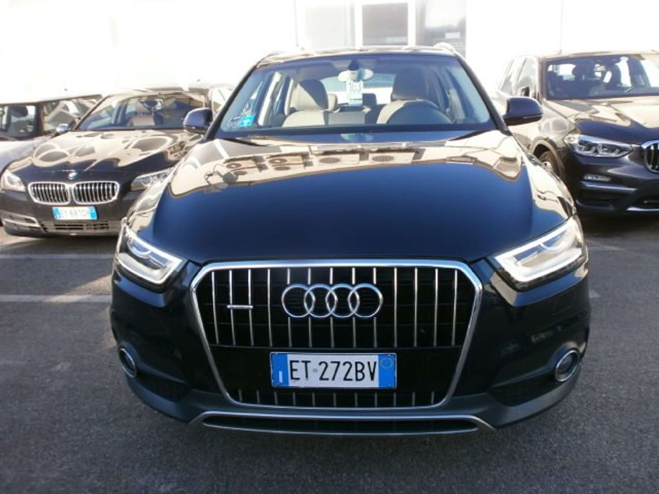 Audi - Q3