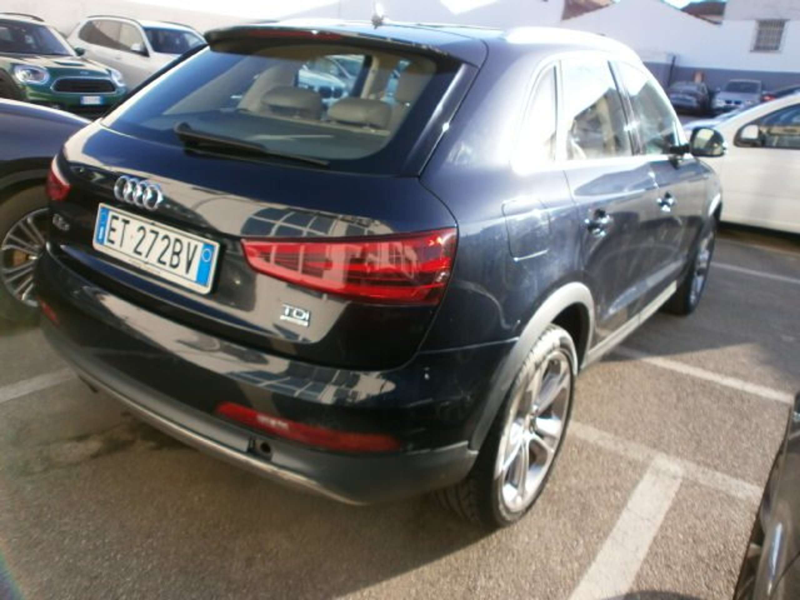 Audi - Q3