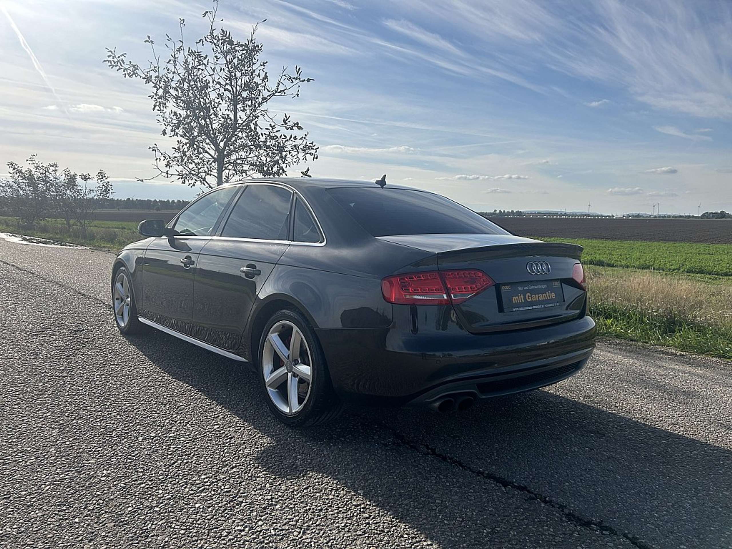 Audi - A4