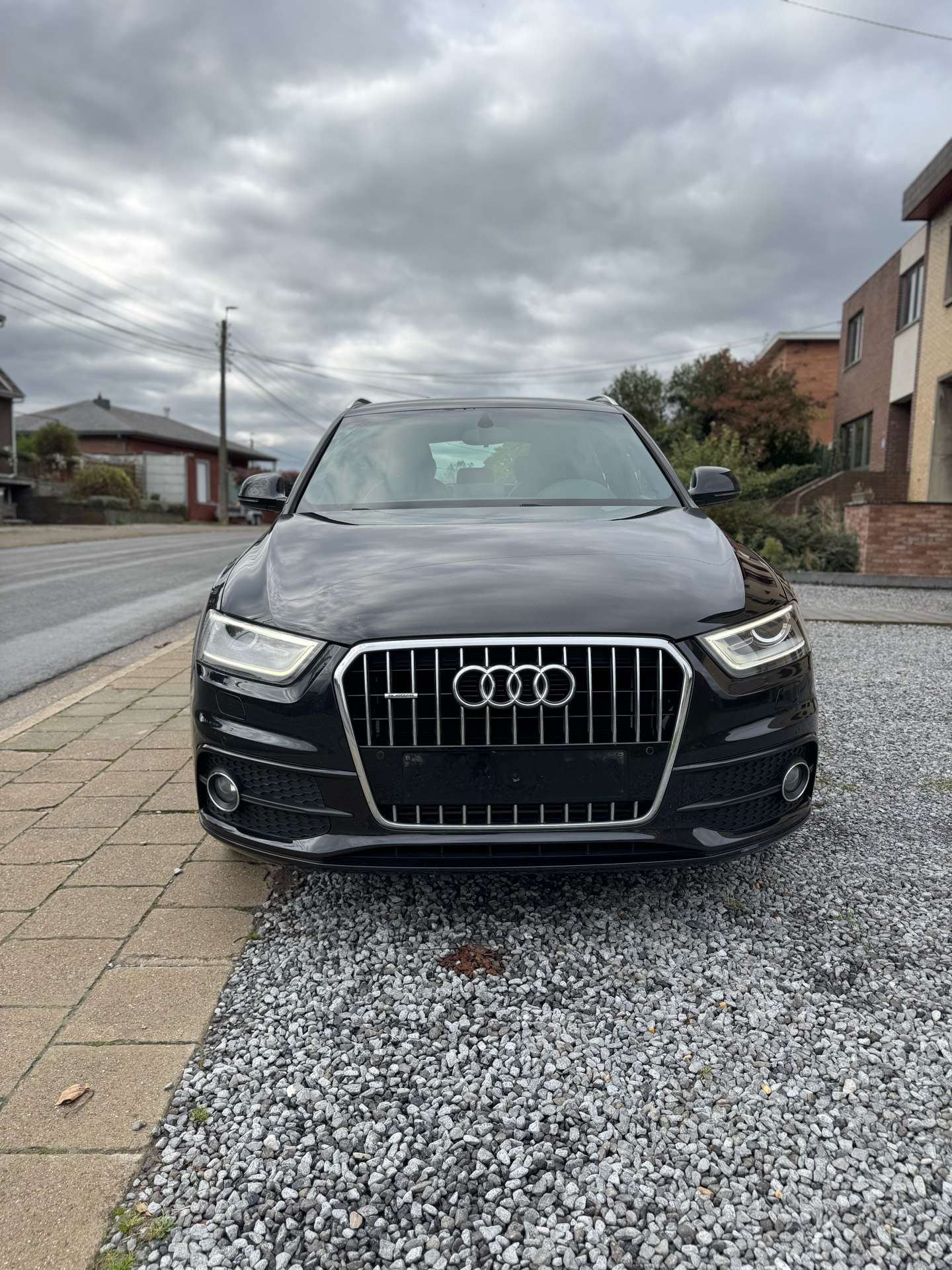 Audi - Q3