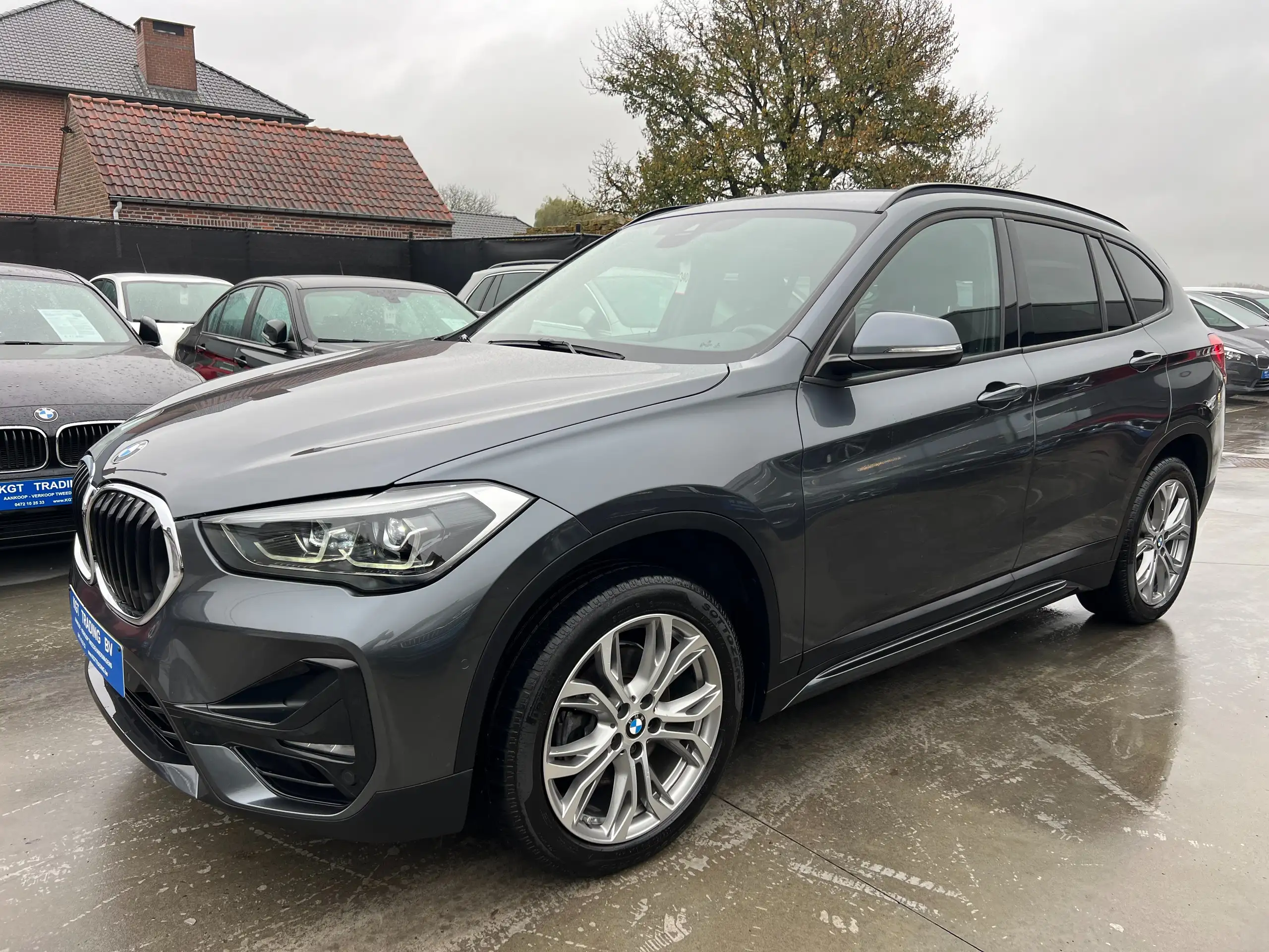 BMW - X1