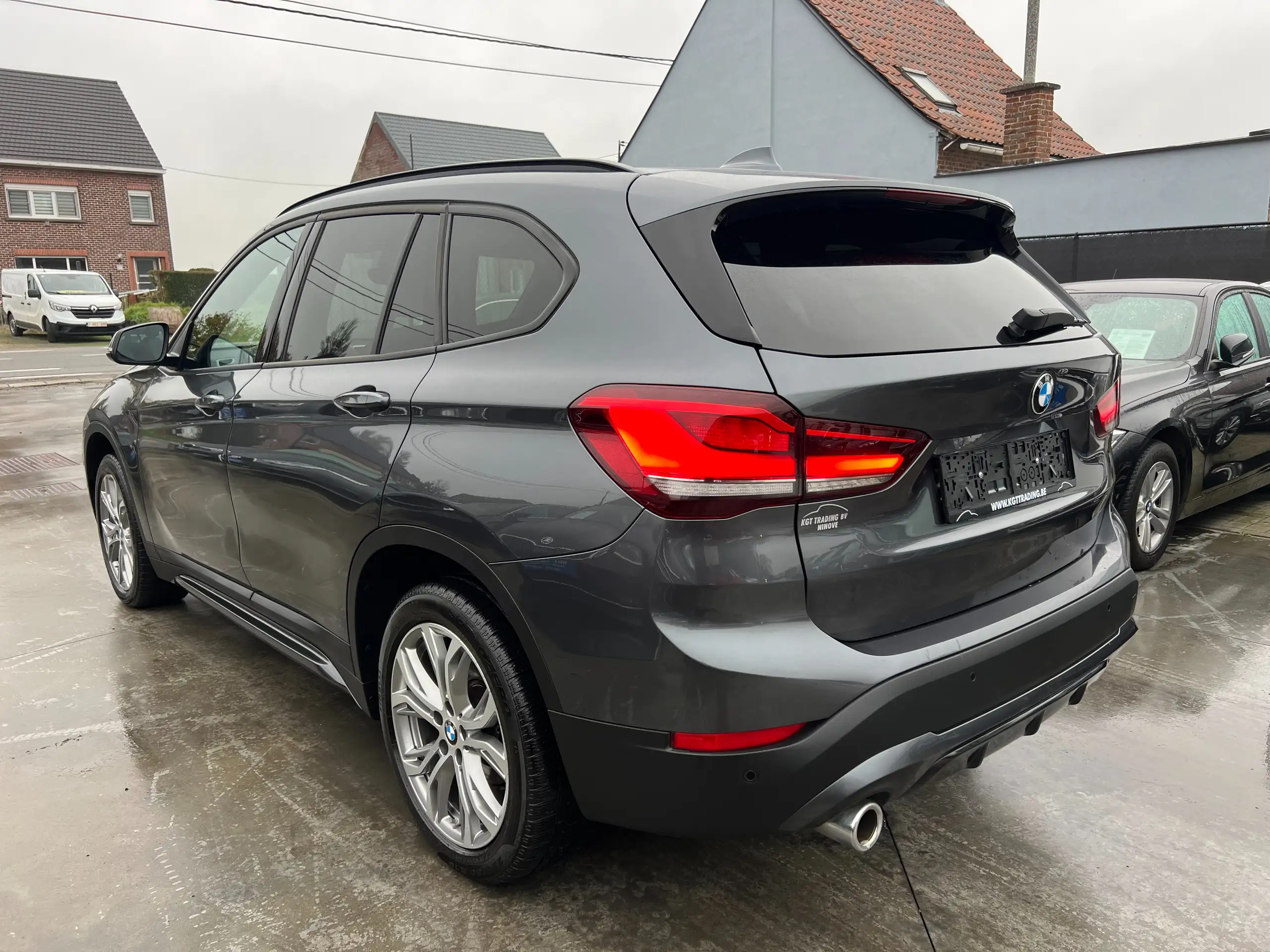 BMW - X1