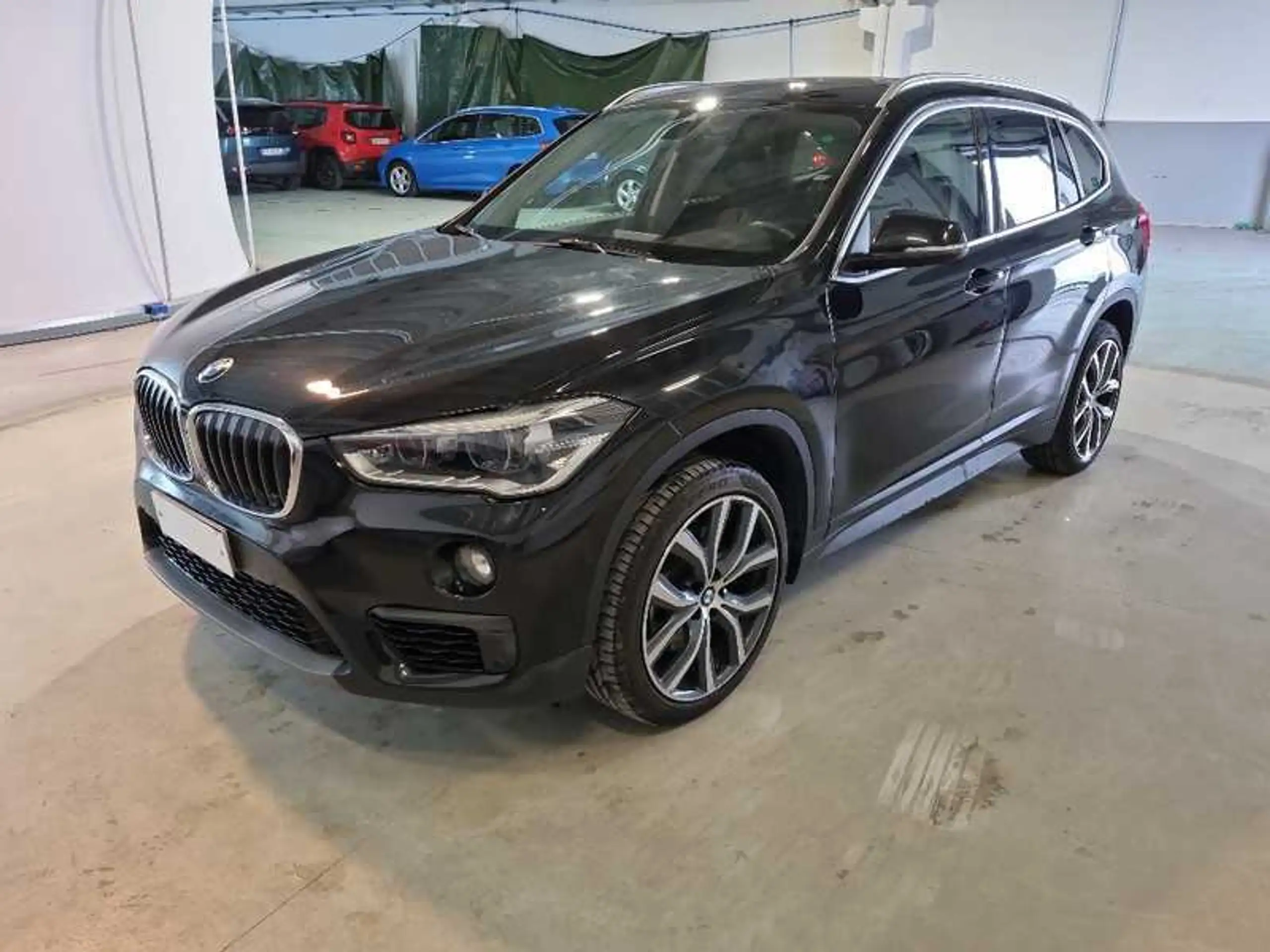 BMW - X1