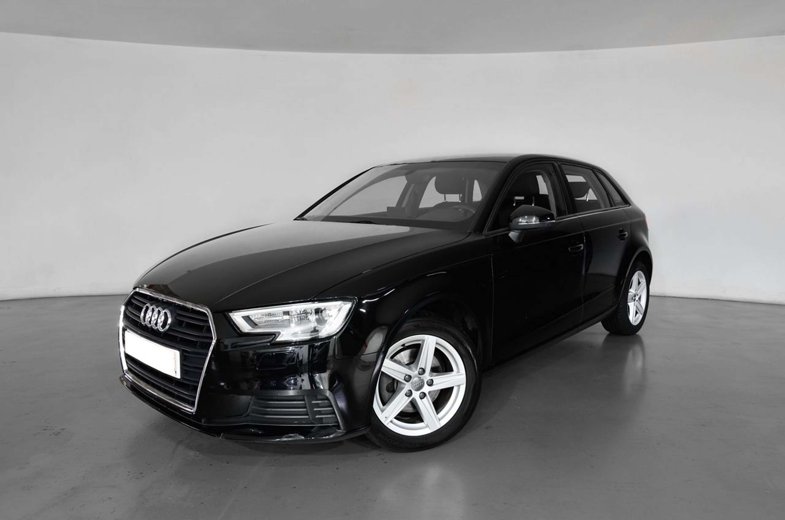 Audi - A3