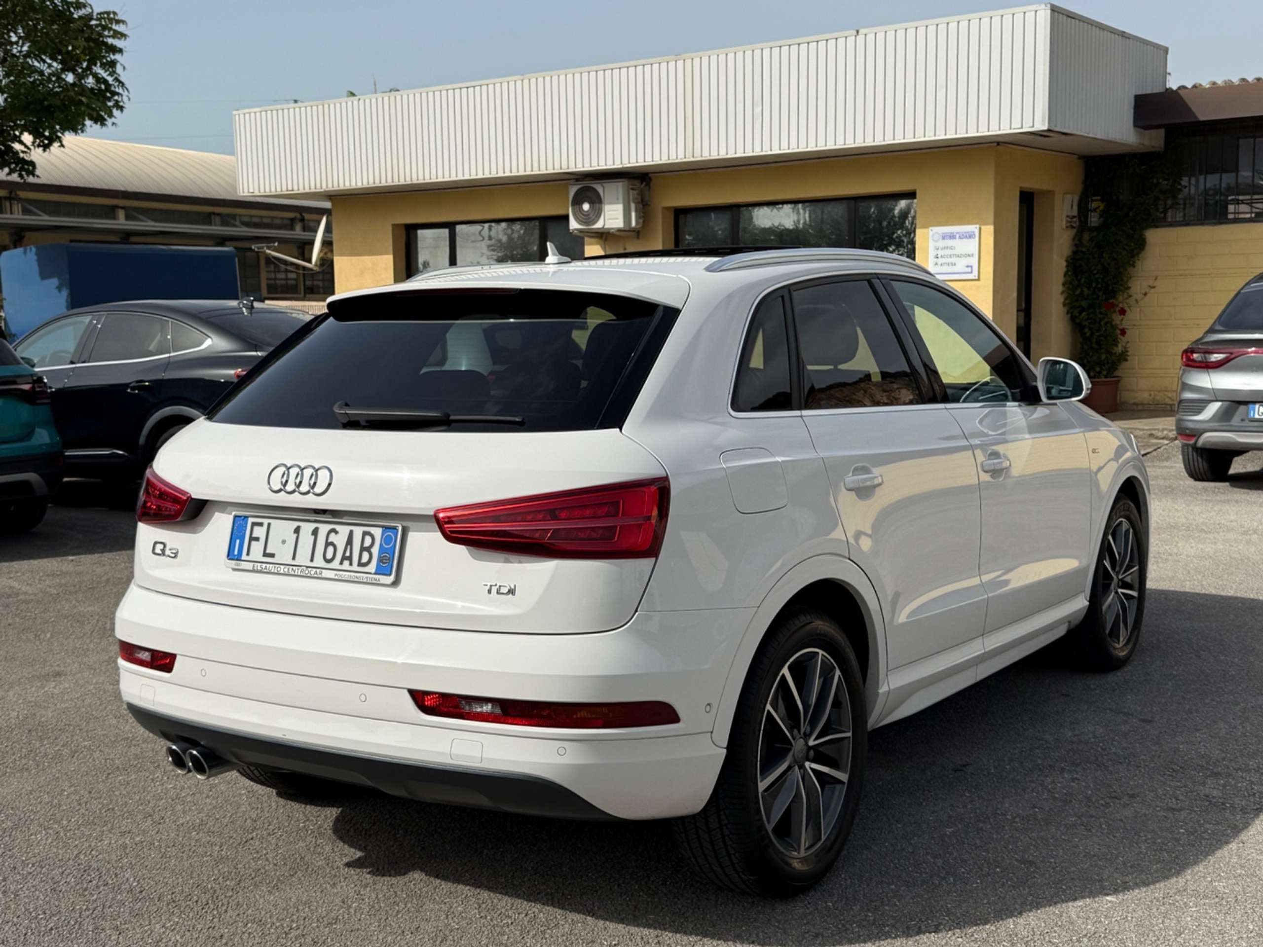 Audi - Q3