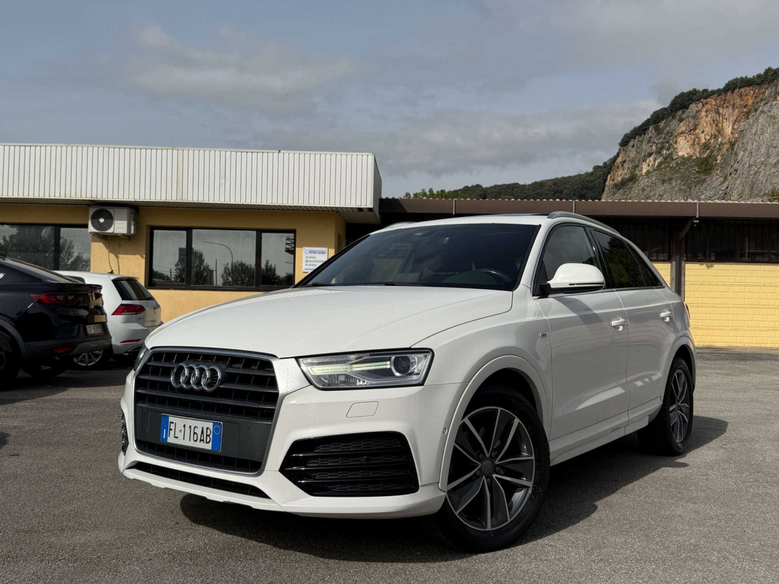 Audi - Q3