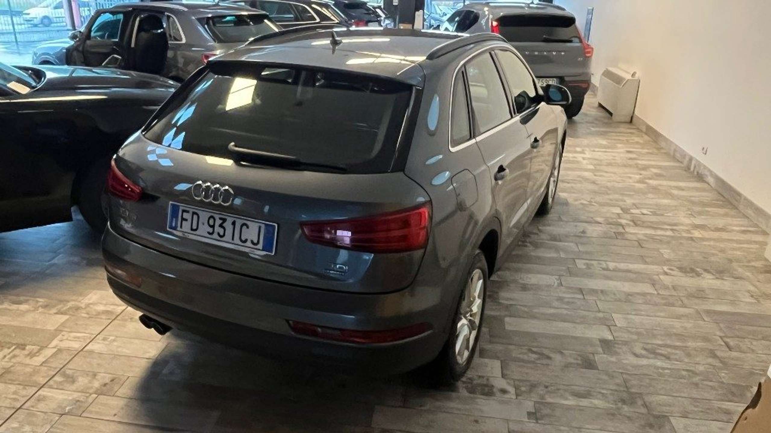 Audi - Q3