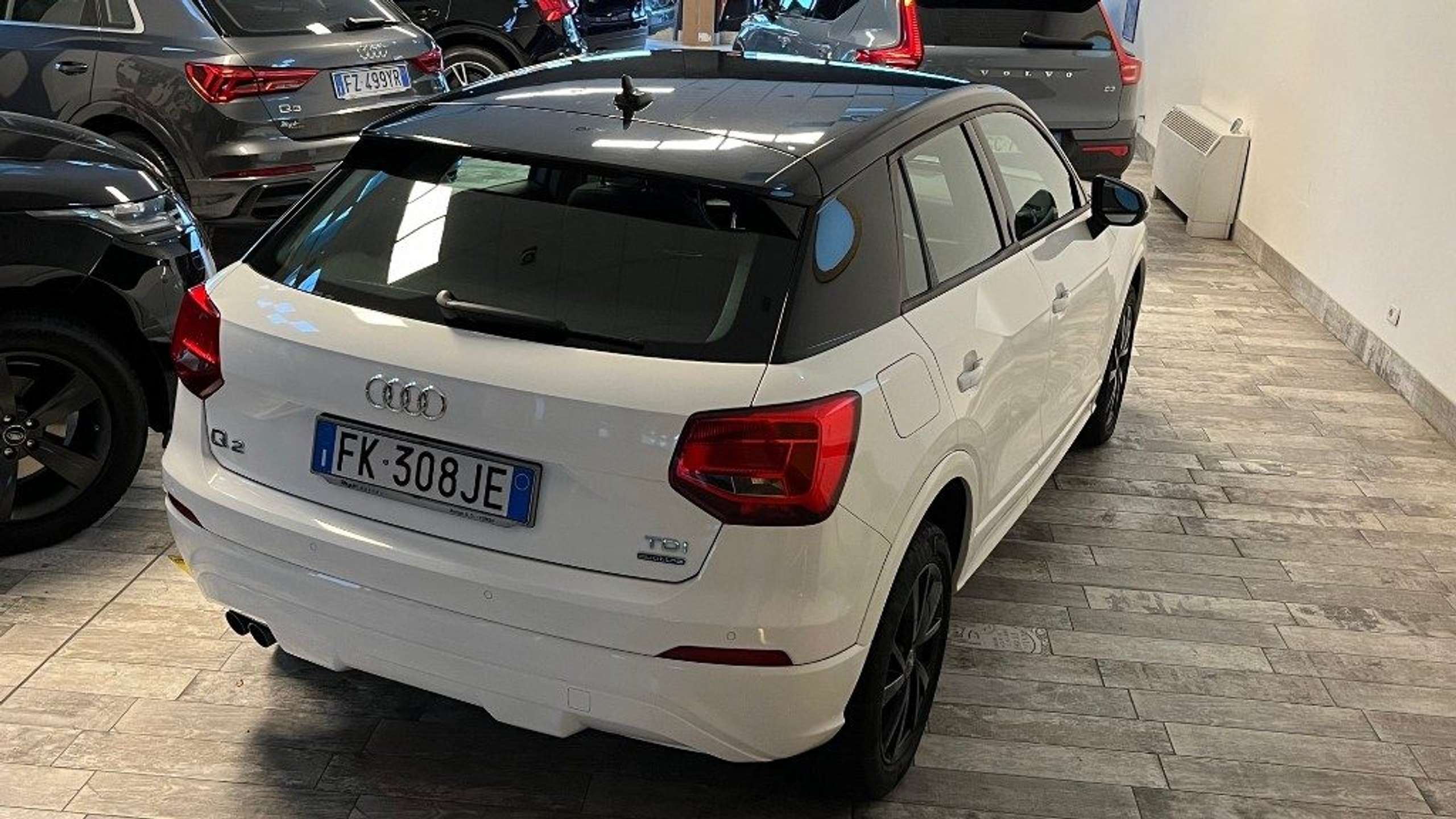 Audi - Q2