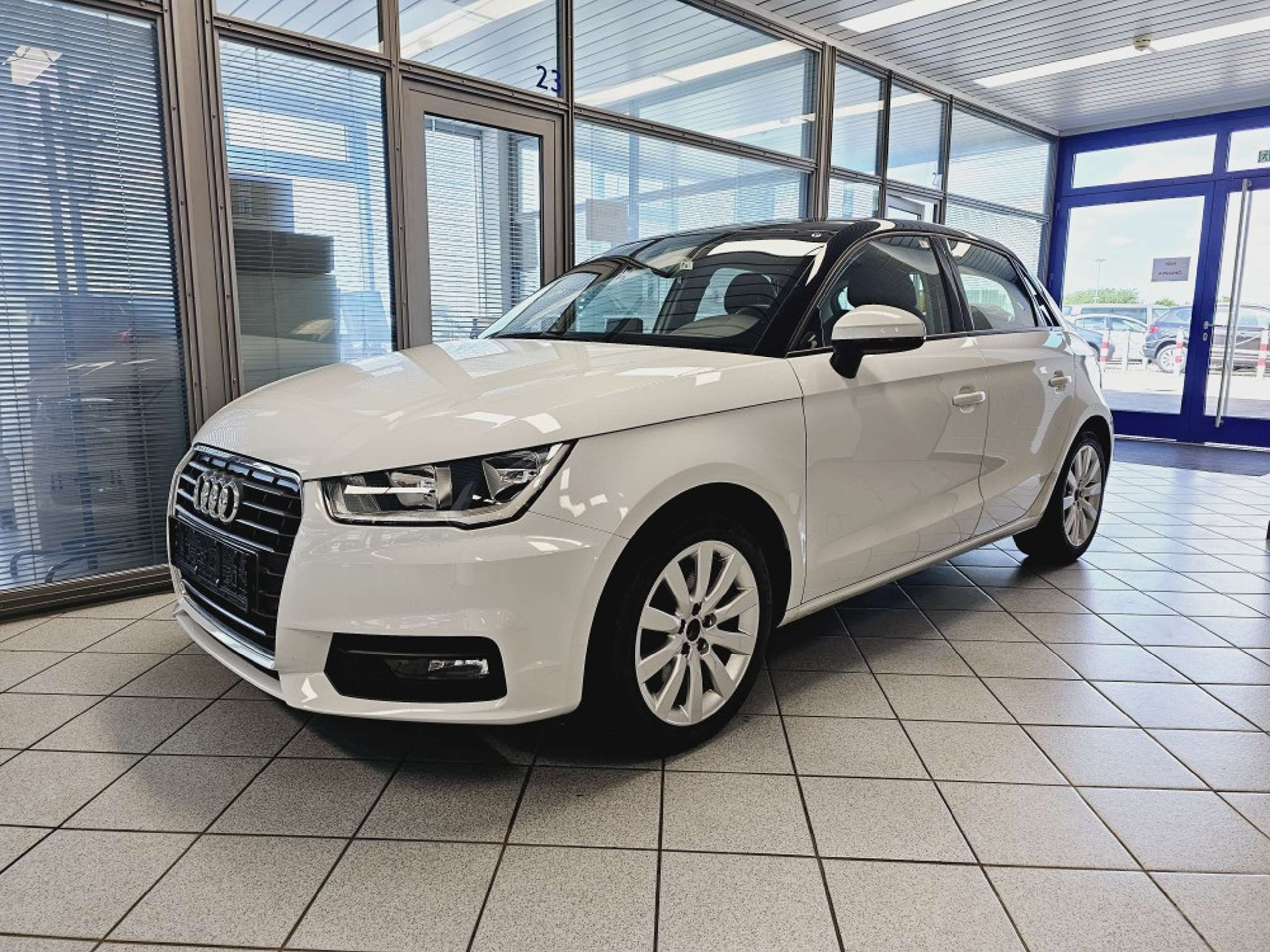 Audi - A1