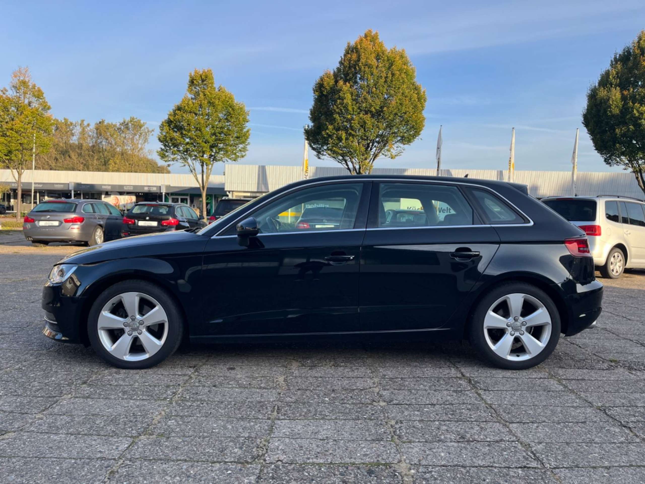 Audi - A3