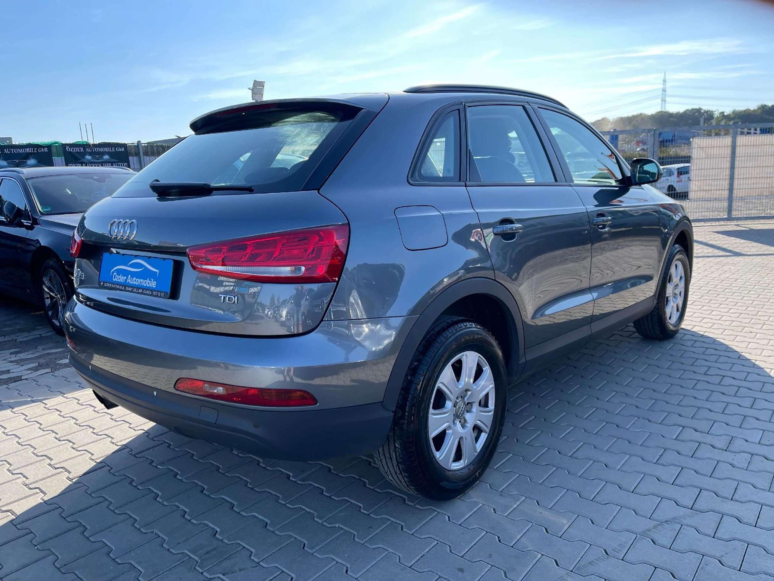 Audi - Q3