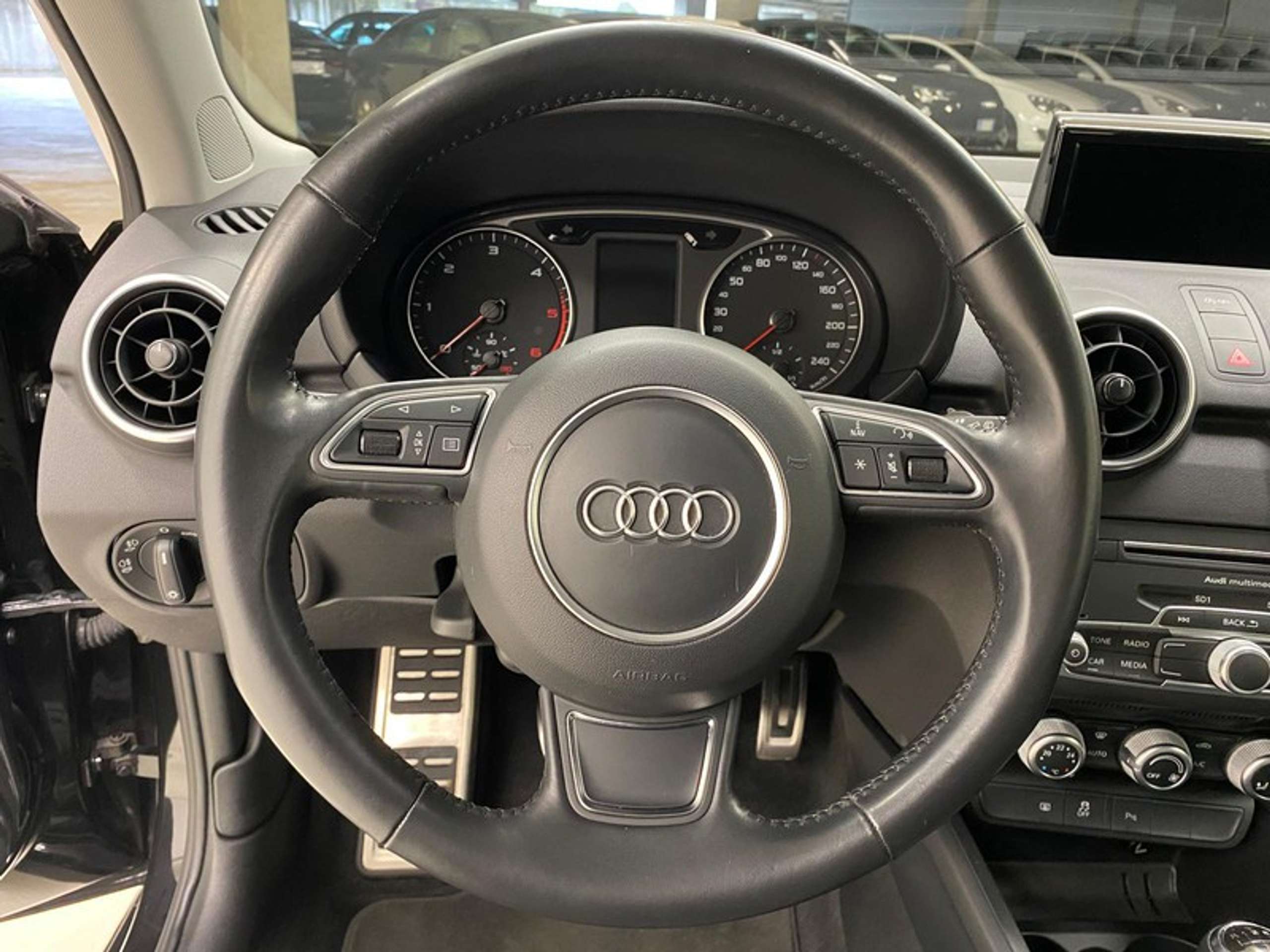 Audi - A1