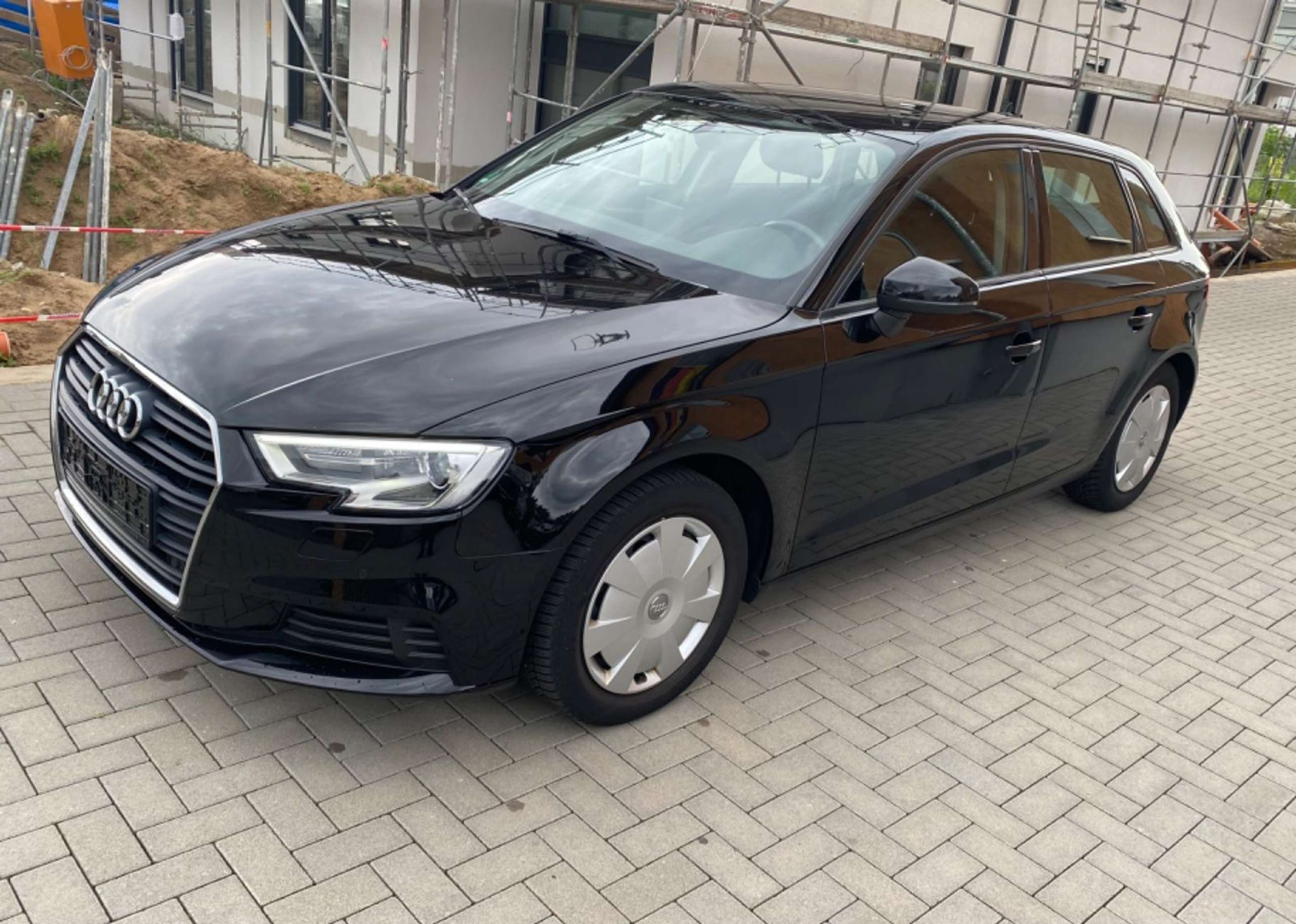 Audi - A3