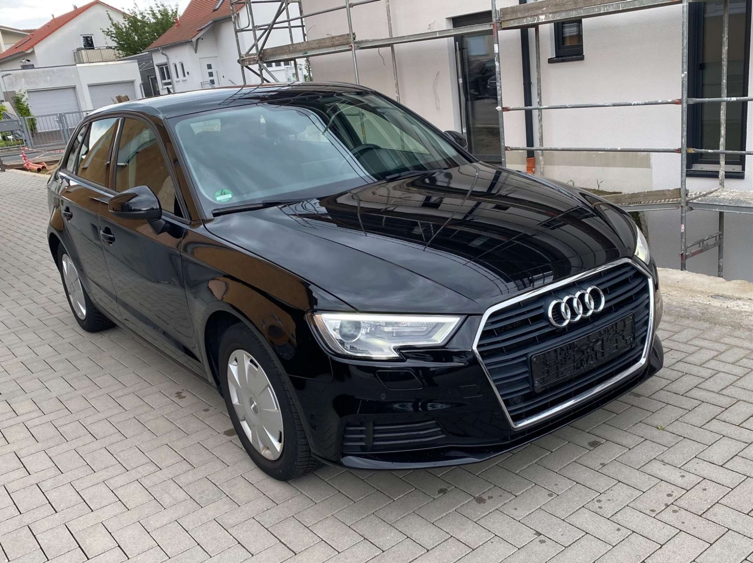 Audi - A3