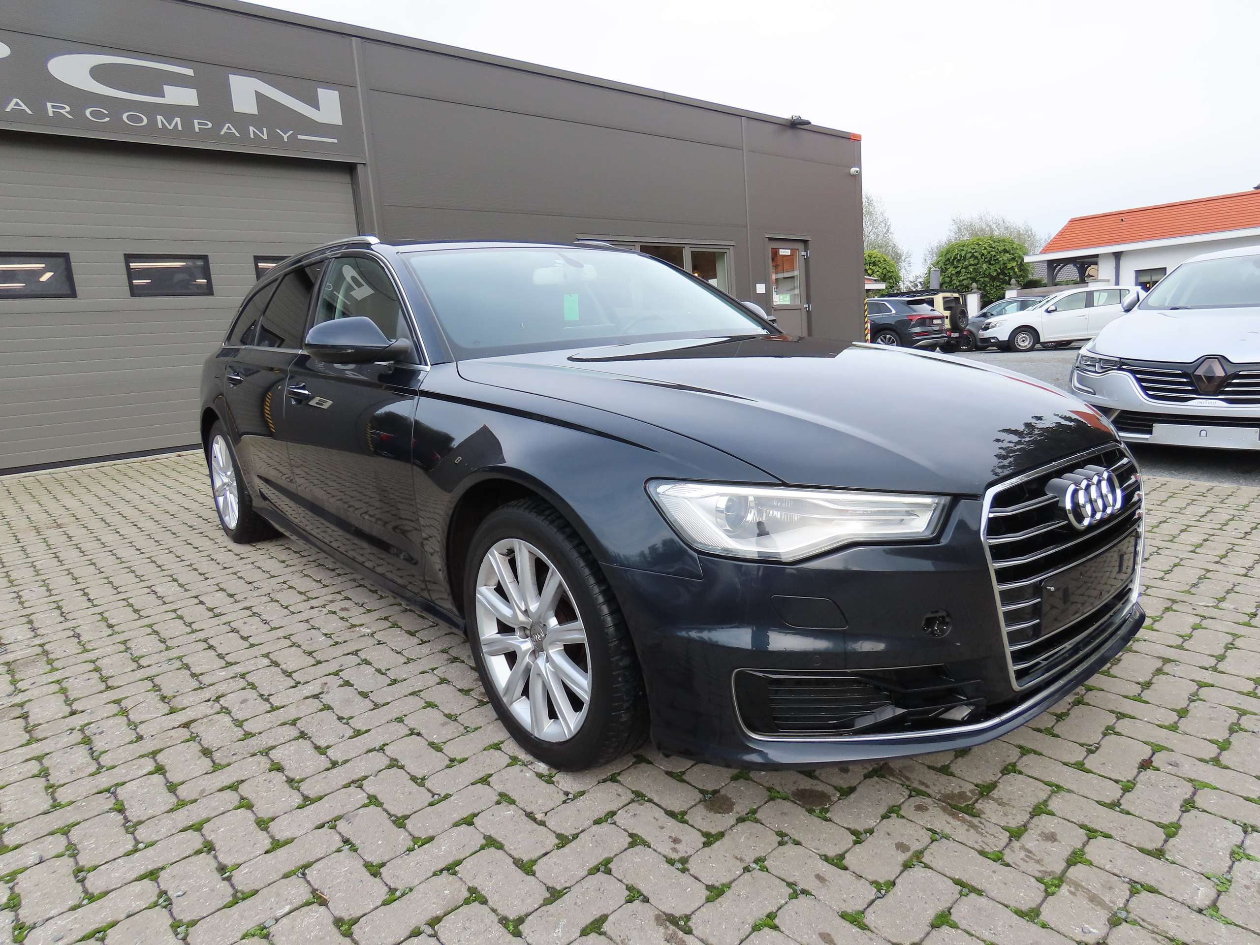 Audi - A6