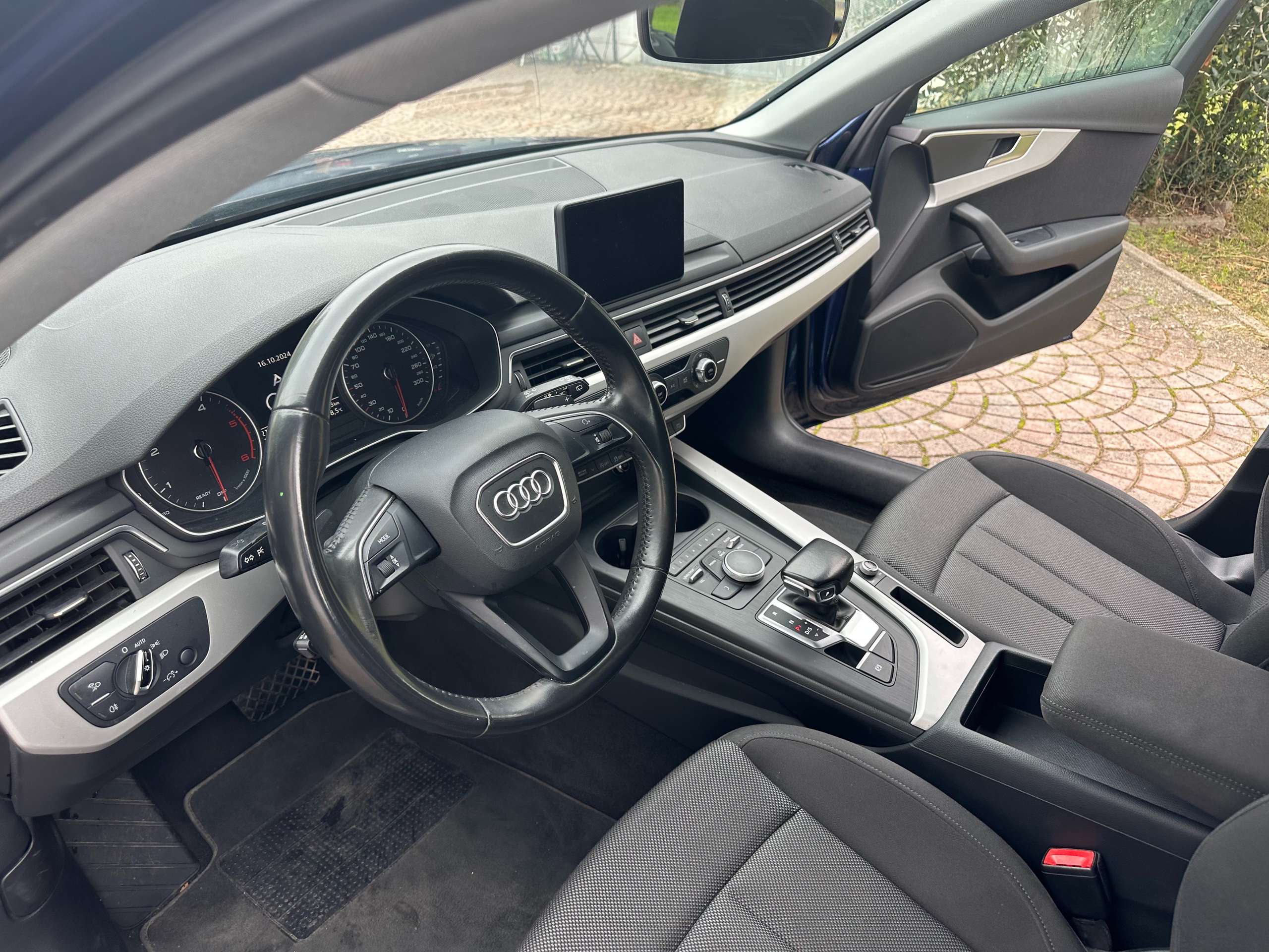 Audi - A4