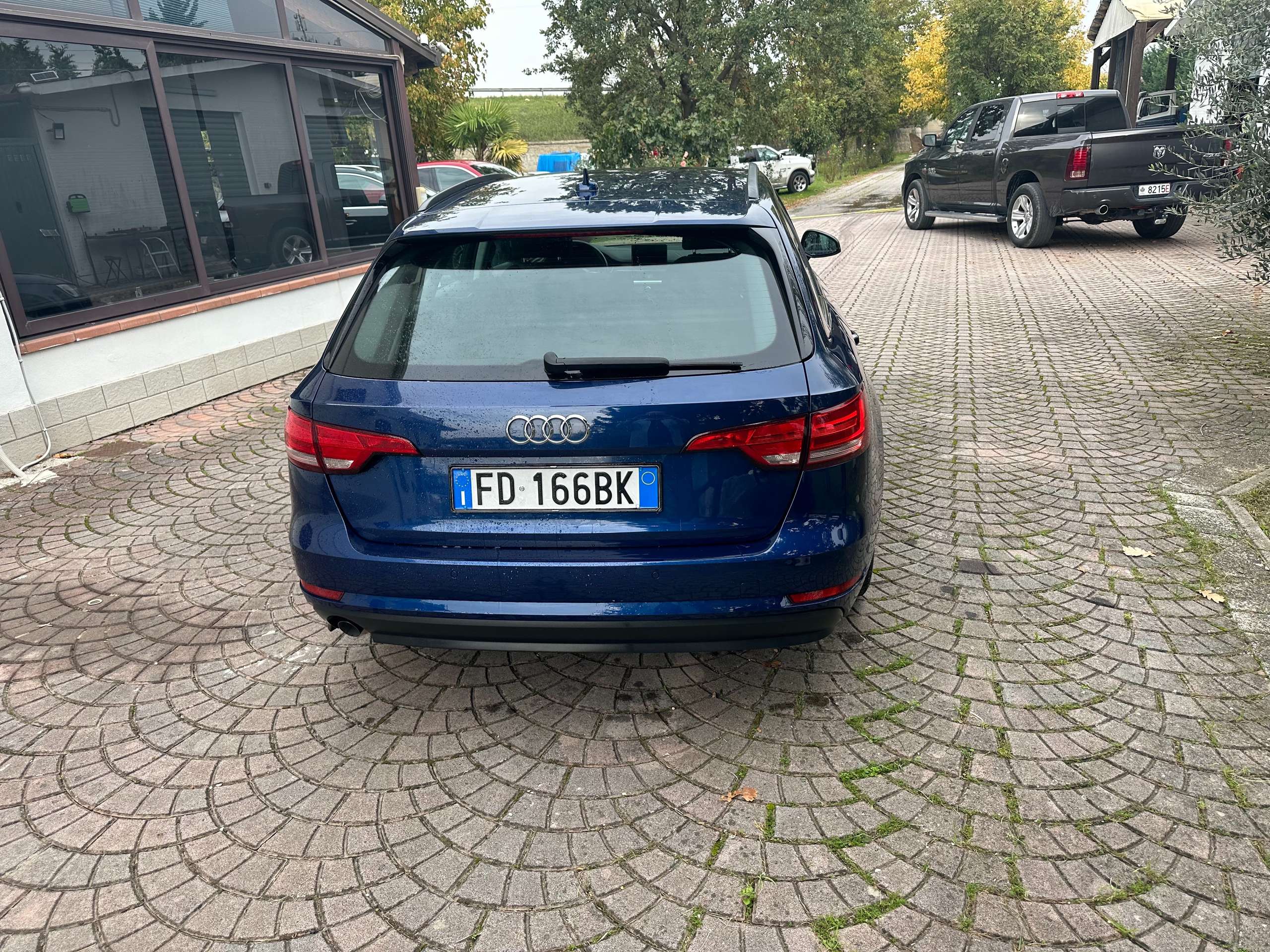 Audi - A4