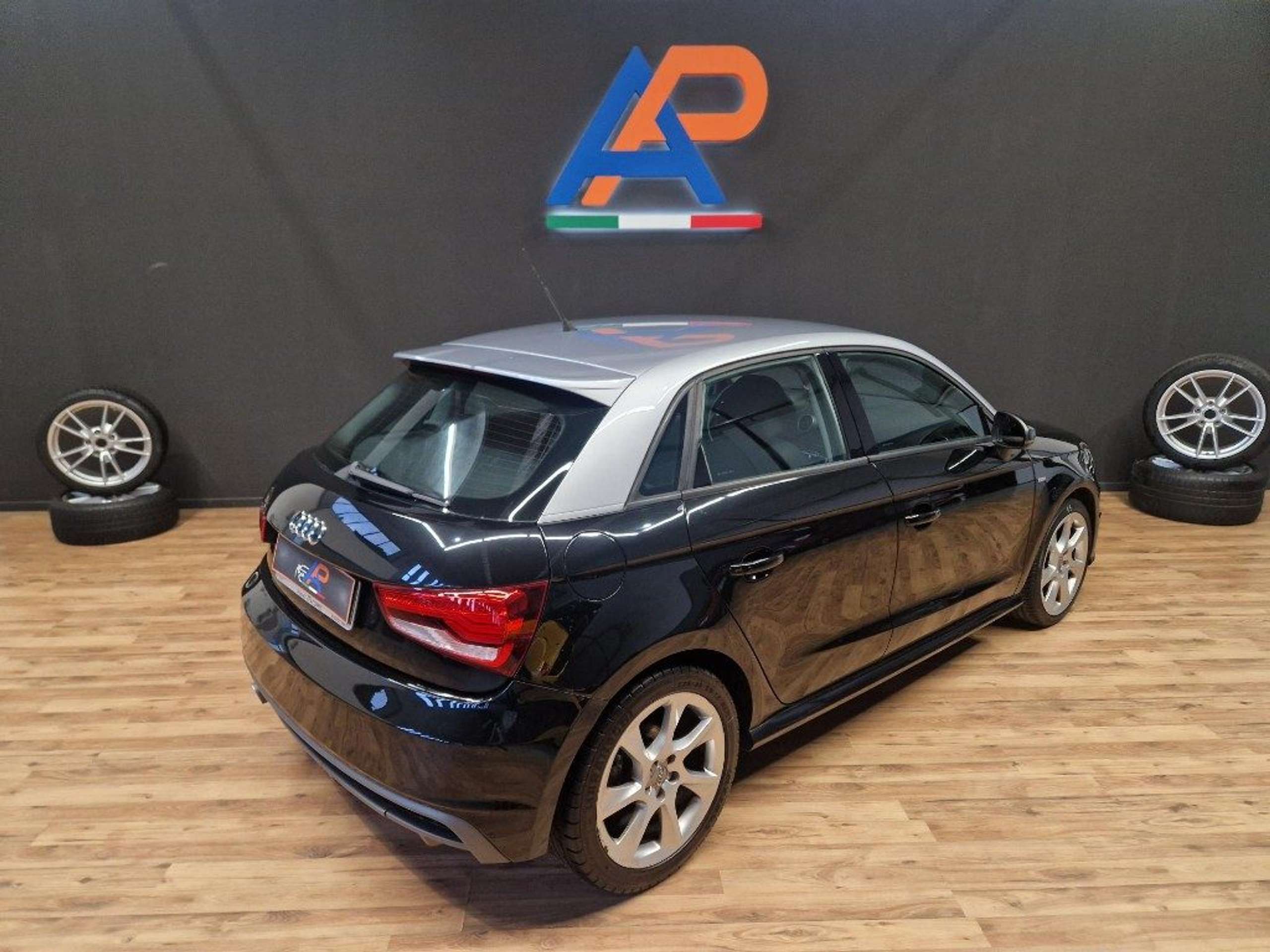 Audi - A1