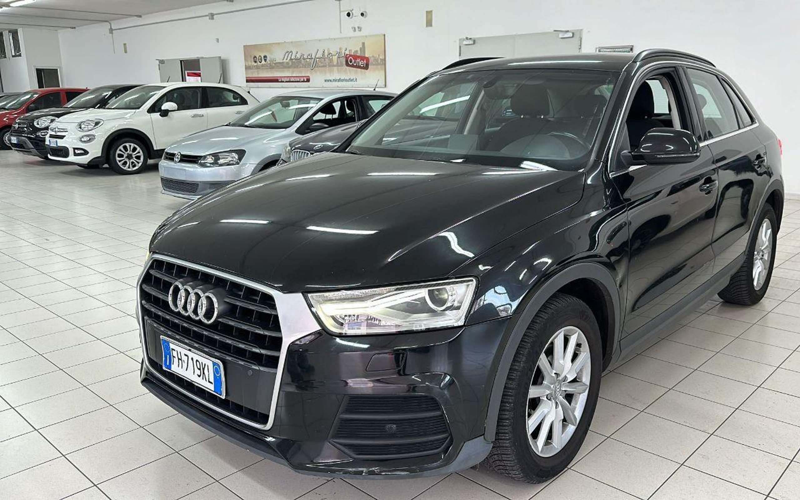 Audi - Q3