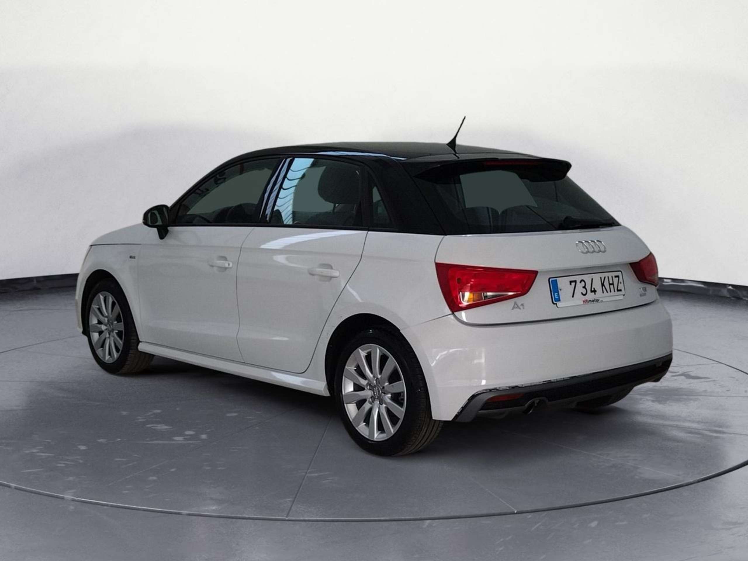 Audi - A1