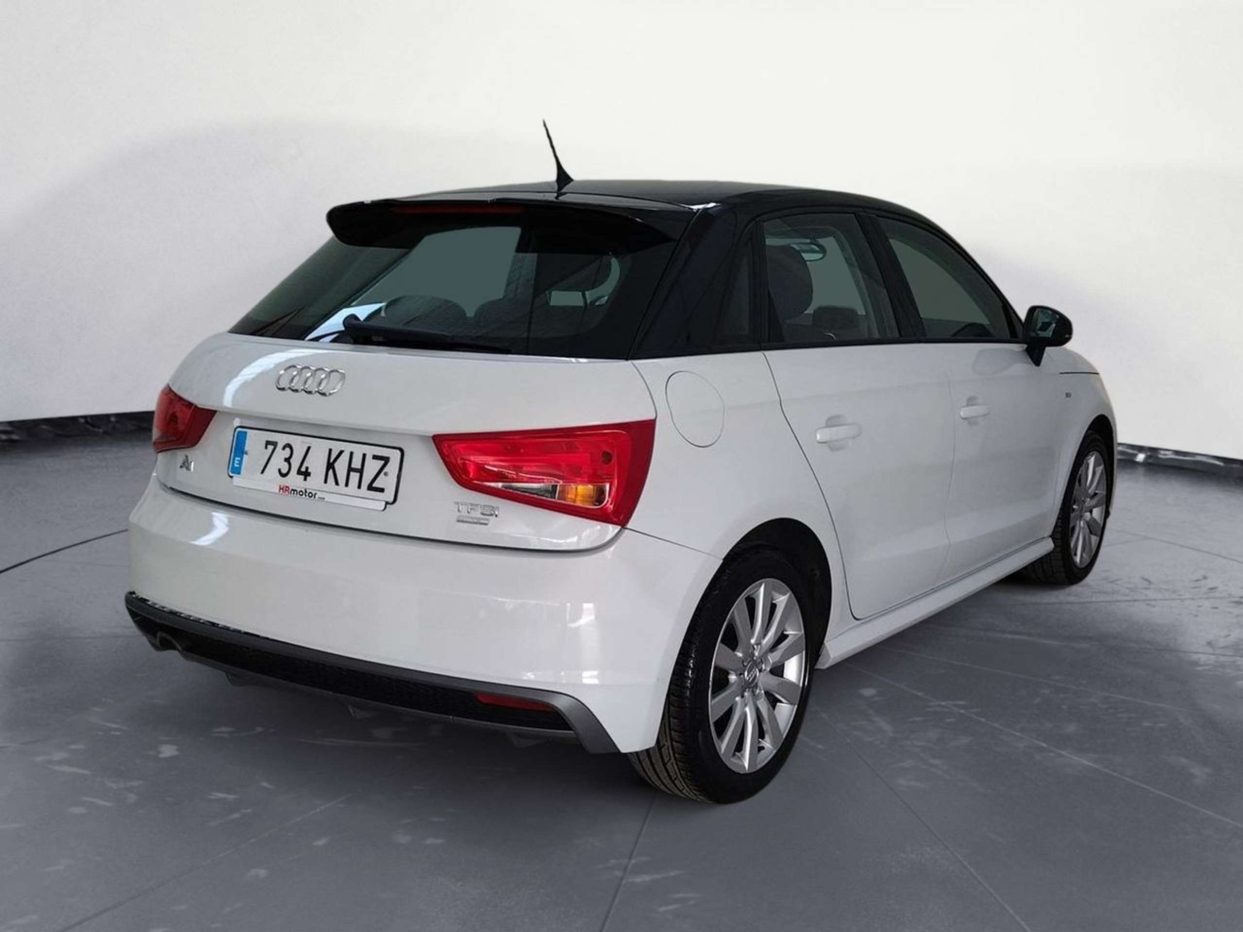 Audi - A1