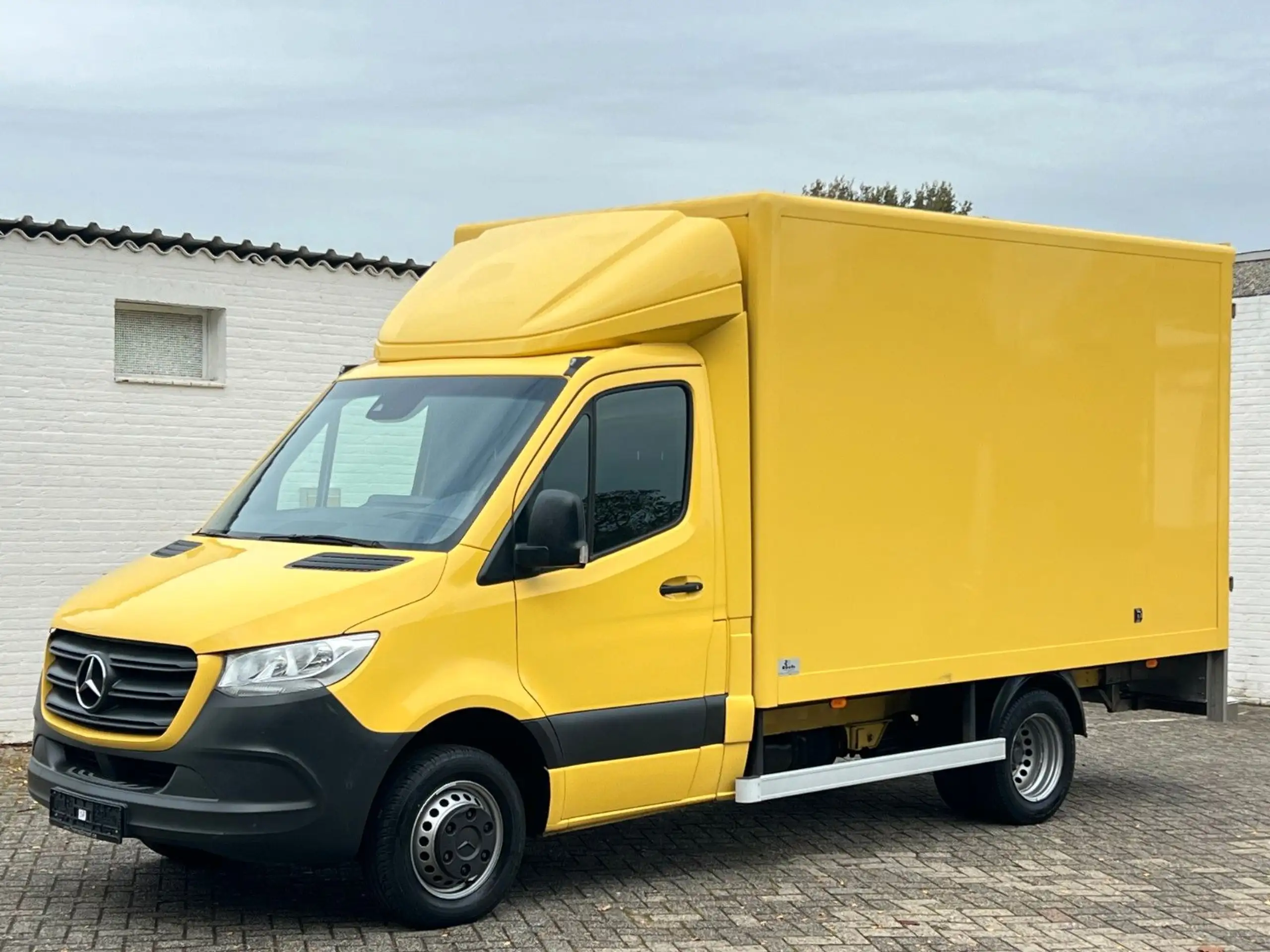 Mercedes-Benz - Sprinter