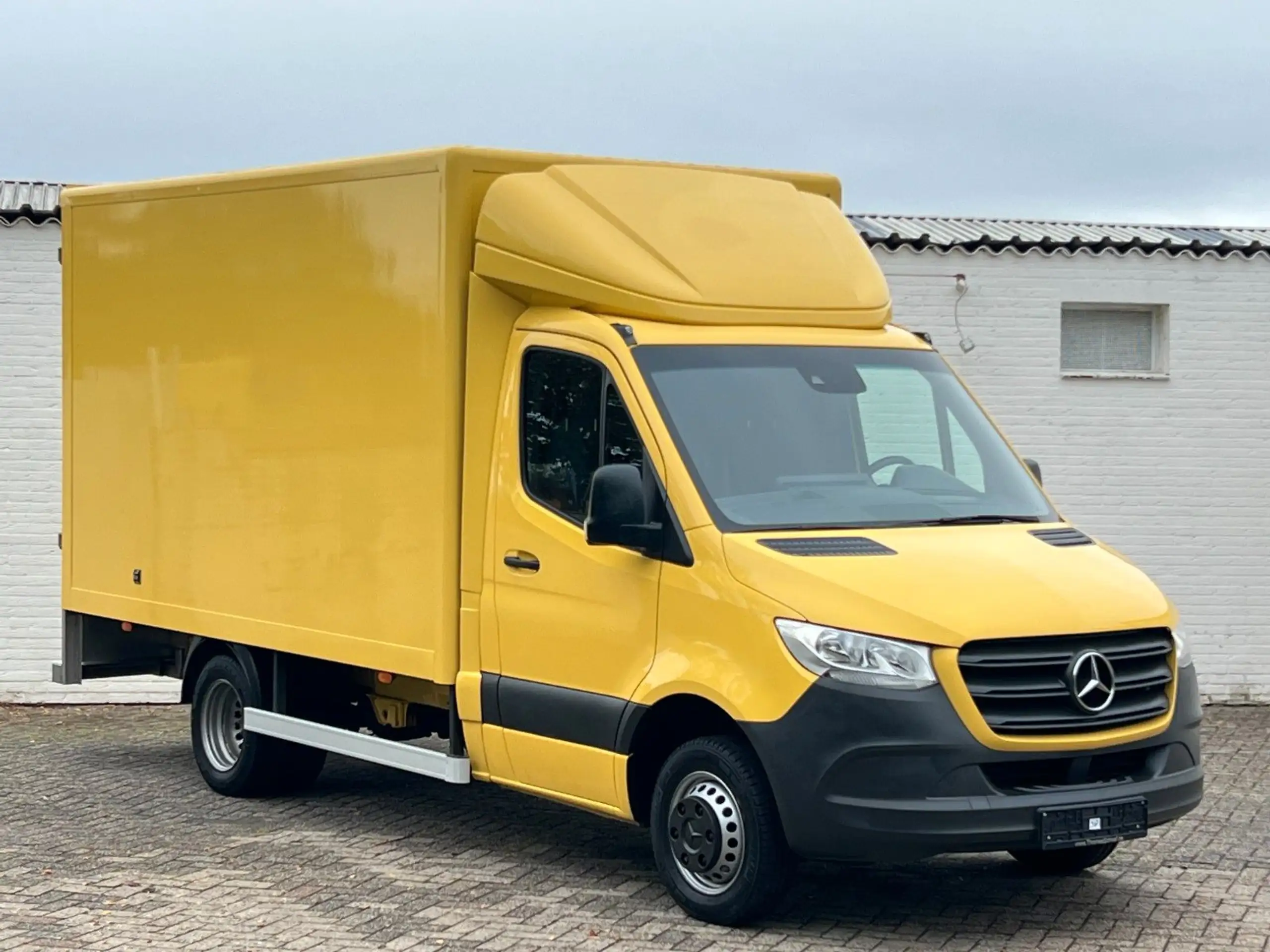 Mercedes-Benz - Sprinter