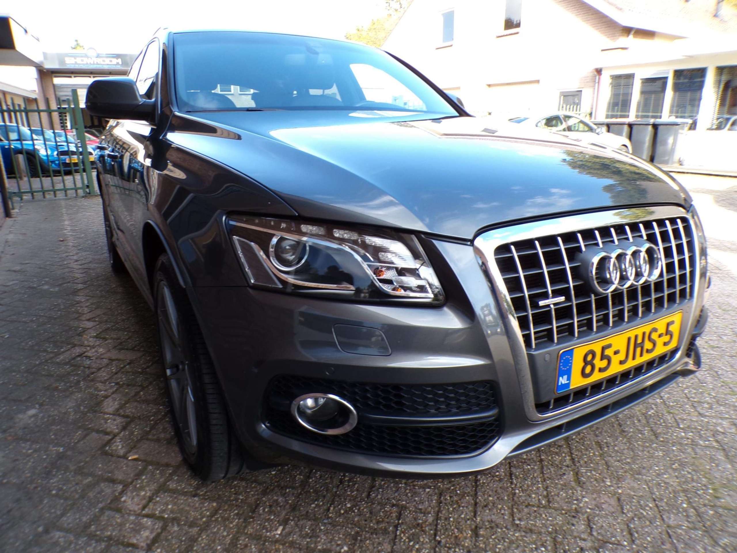 Audi - Q5